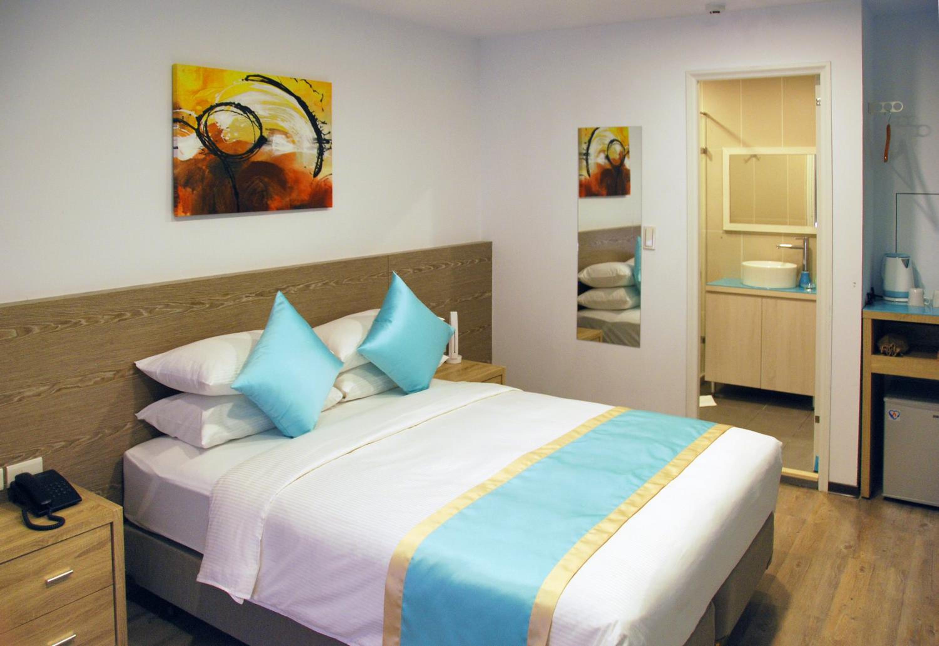 Double Room with Private Bathroom photo 2