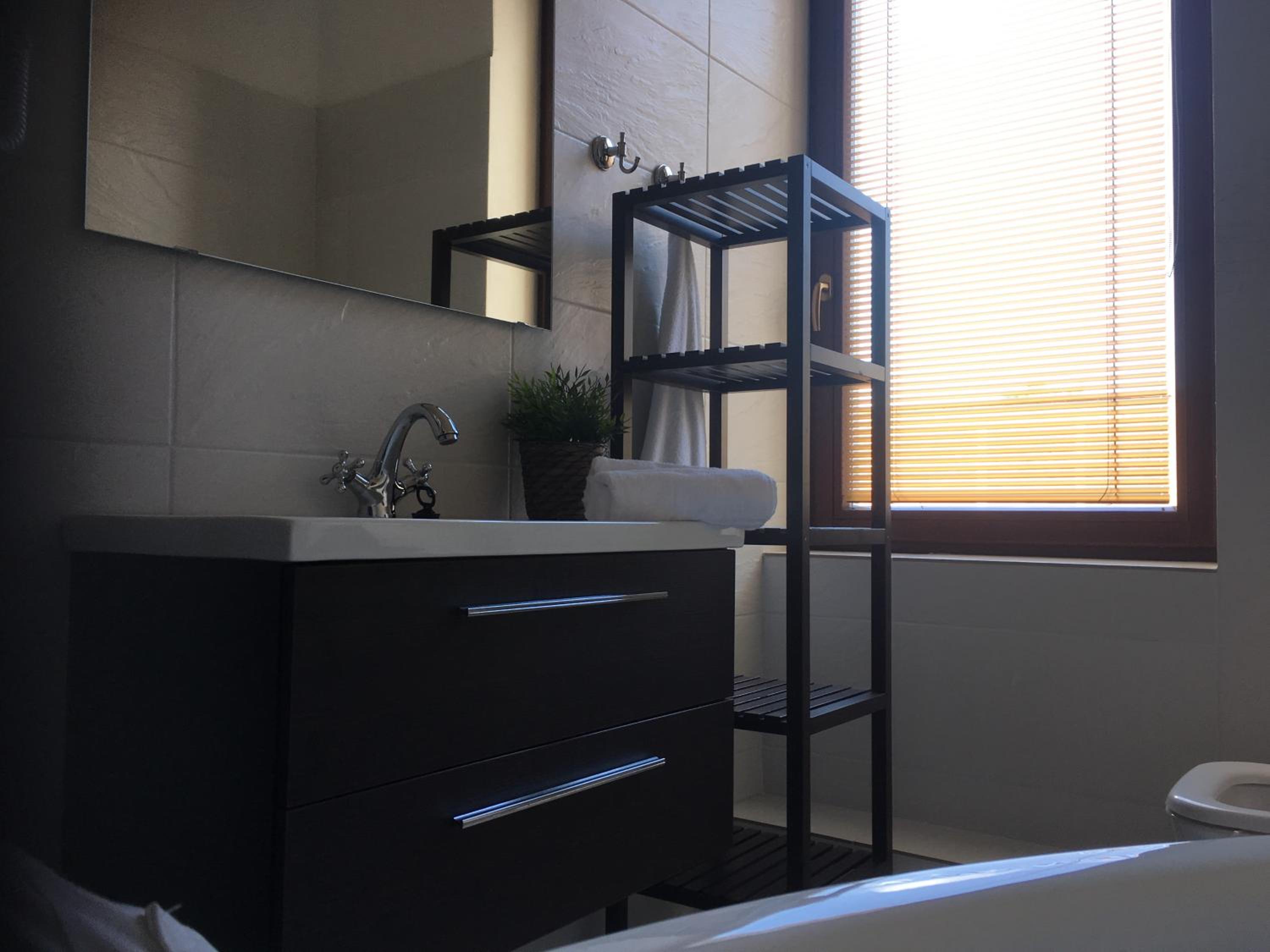 Standard Double Room - Photo 1