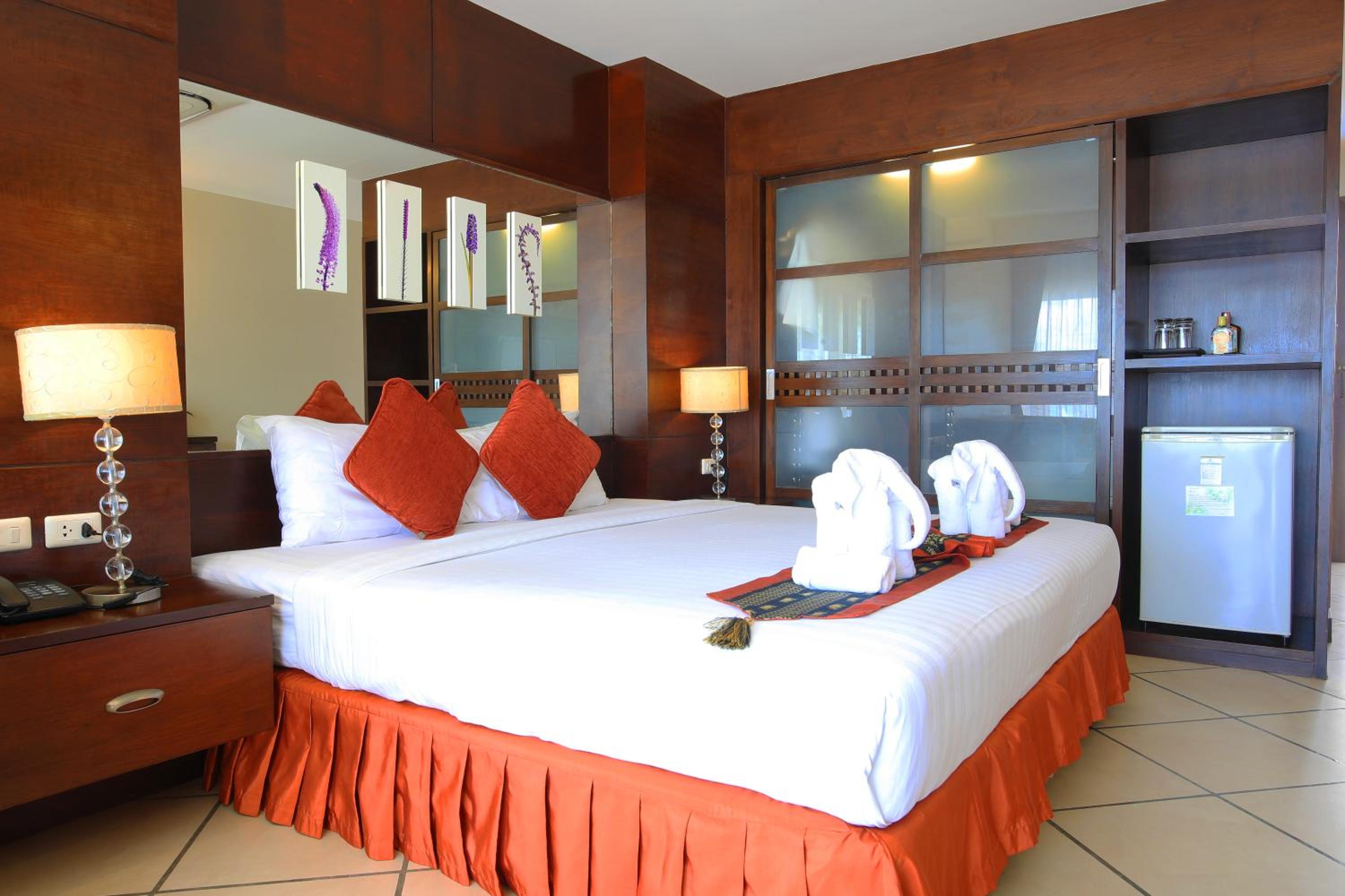 Deluxe Double or Twin Room - Photo 15