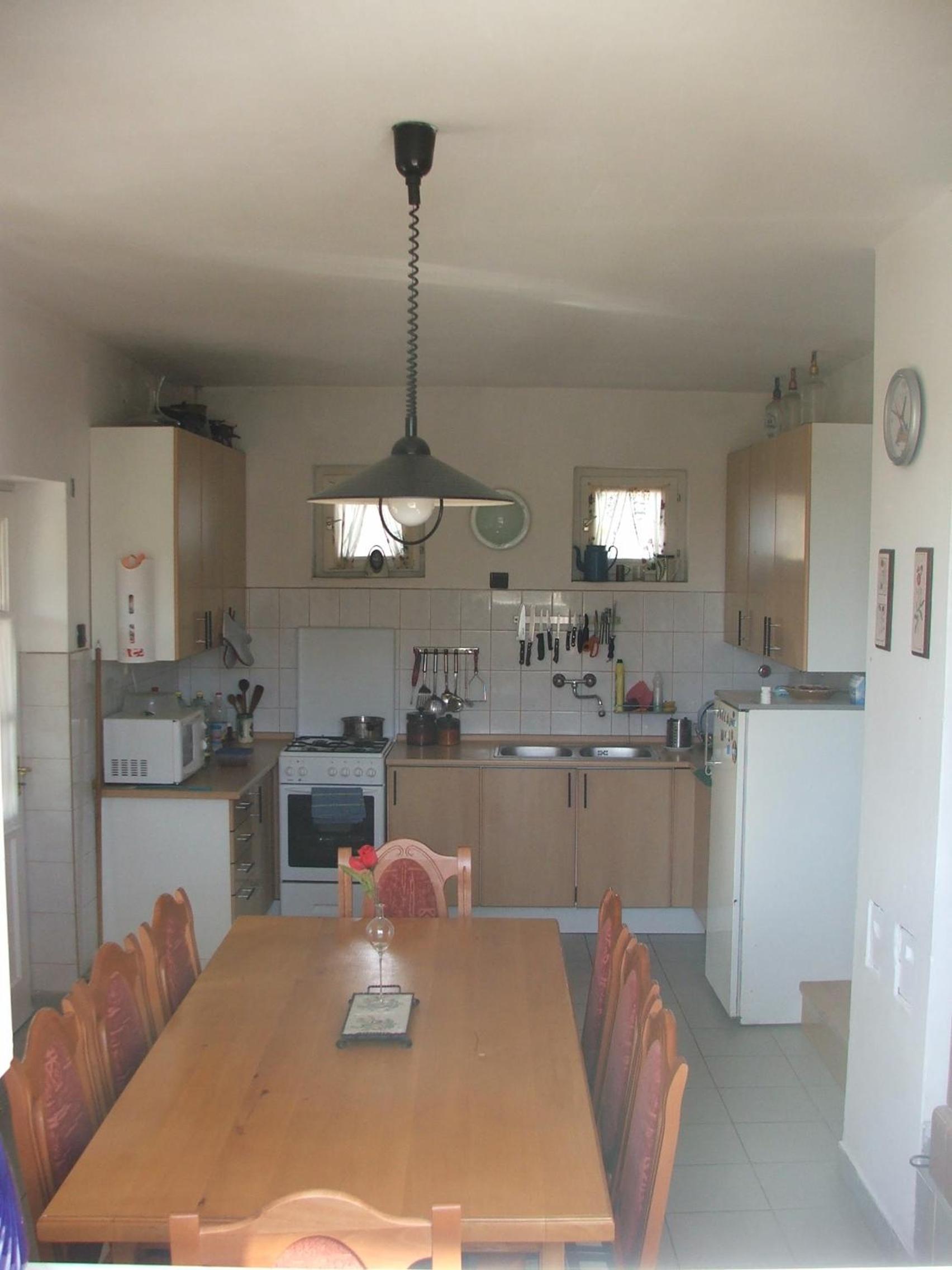 Four-Bedroom House photo 2