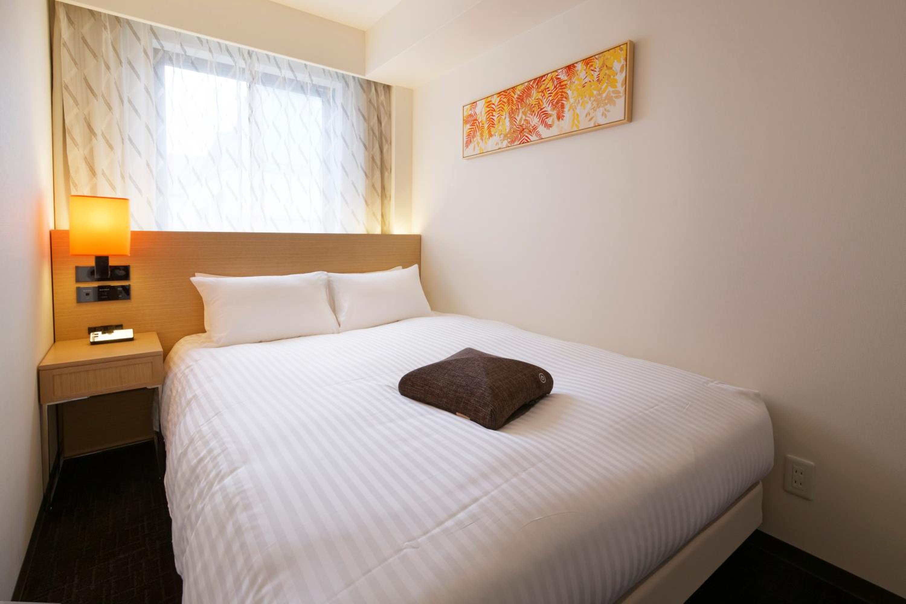 Double Room - Non-Smoking  - Photo 5
