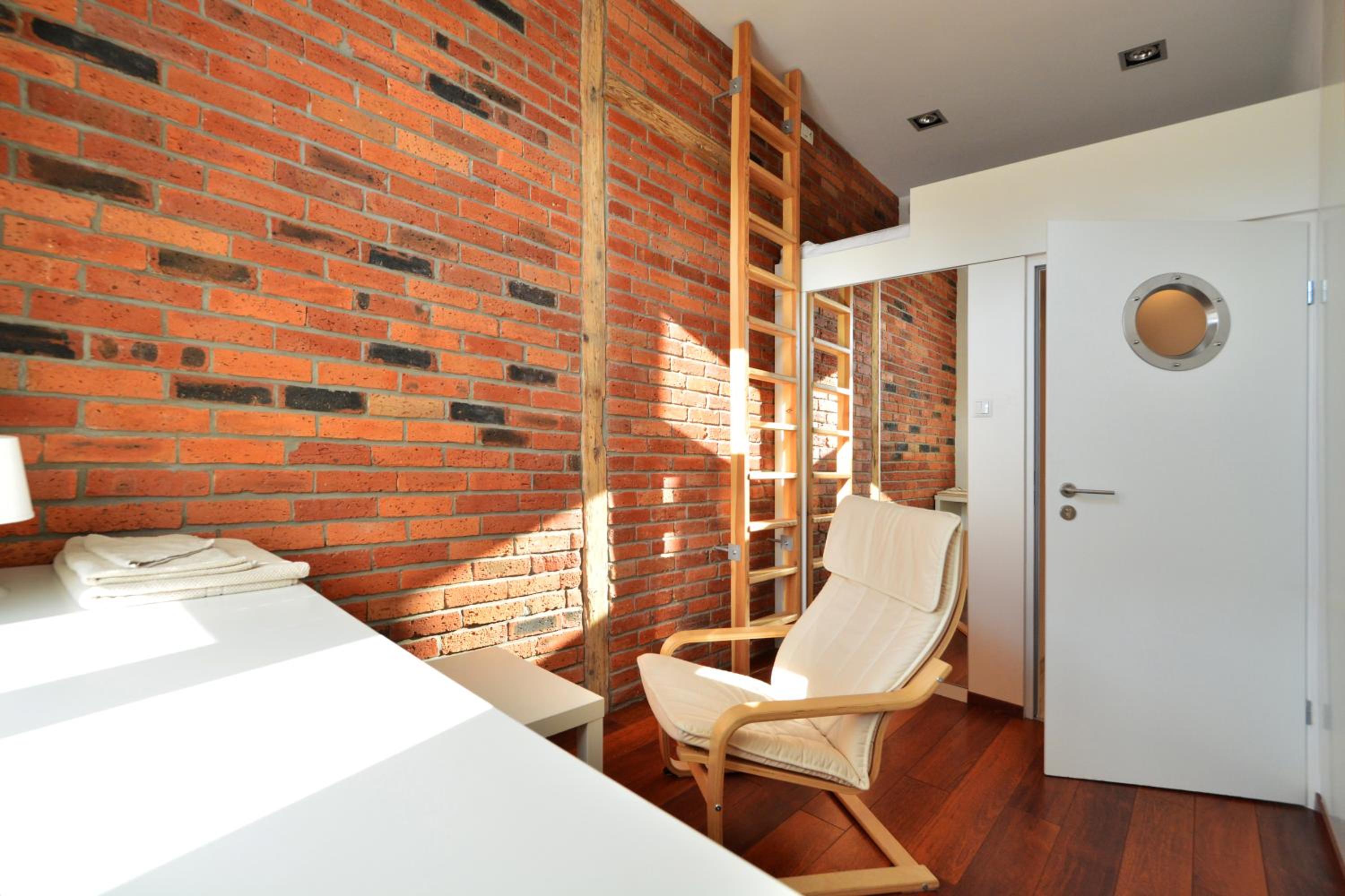 Large Double Room photo 3