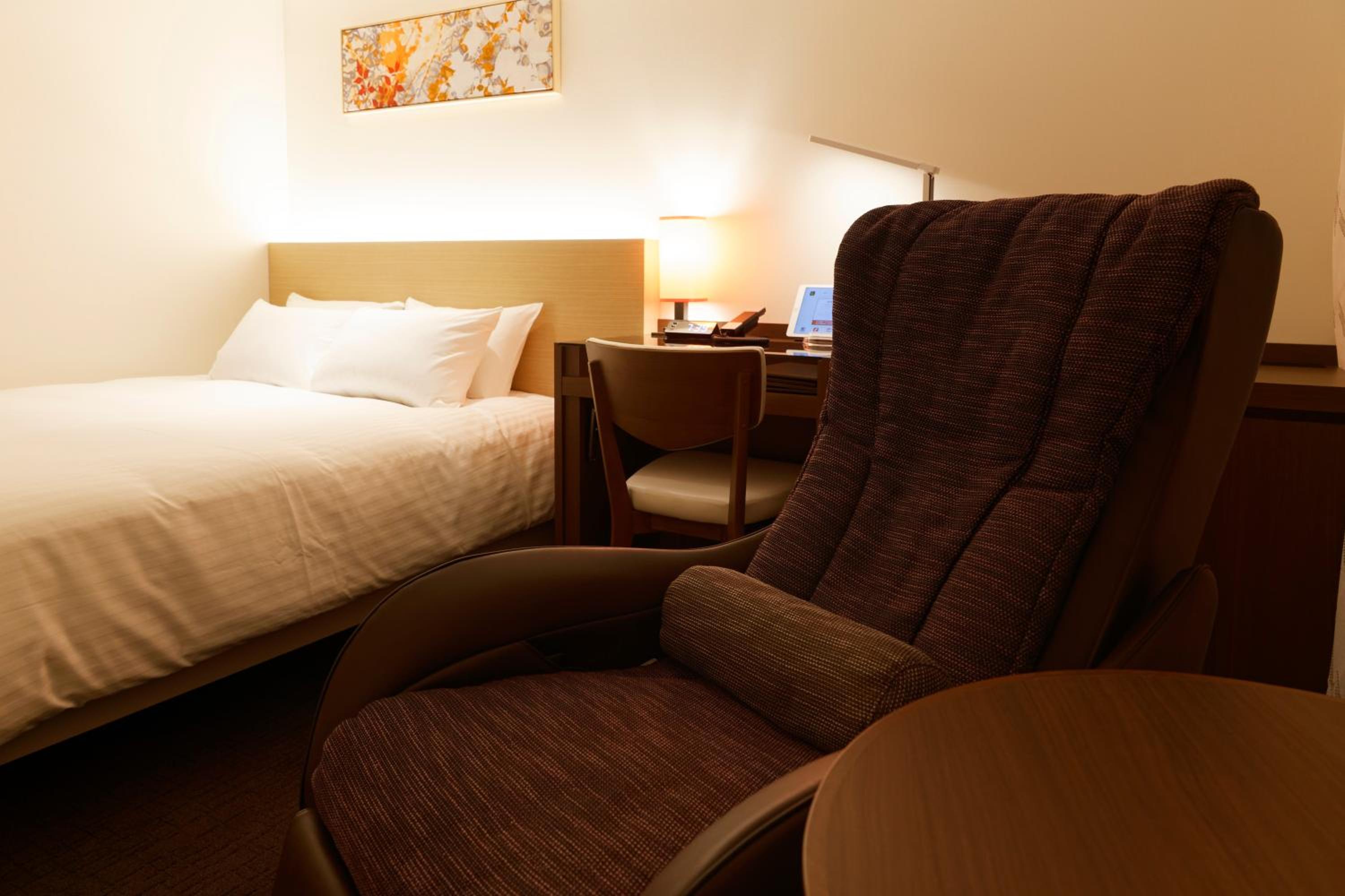 Superior Double Room with Massage Chair - Non-Smoking - Photo 6