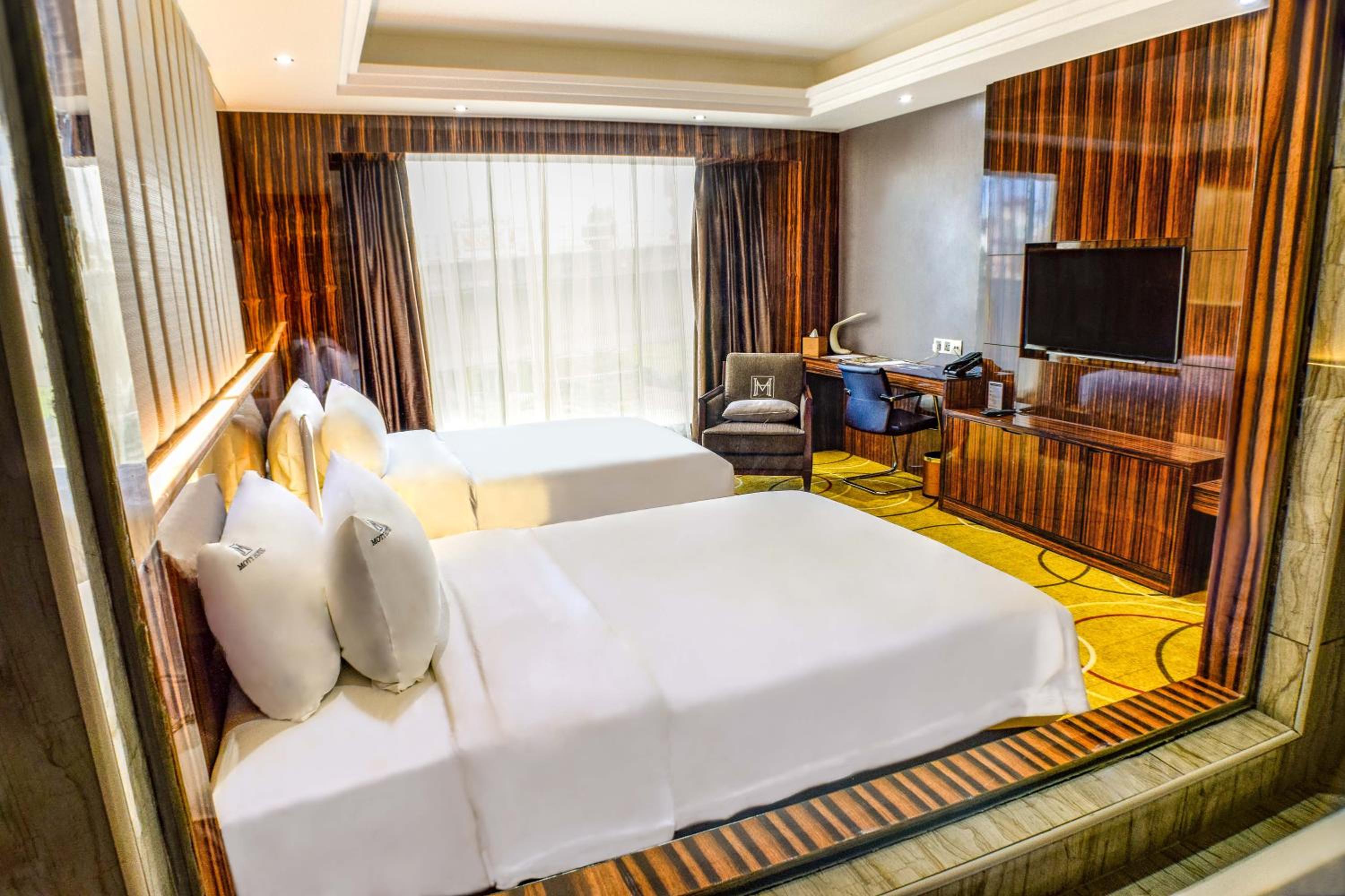 Deluxe Twin Room photo 1