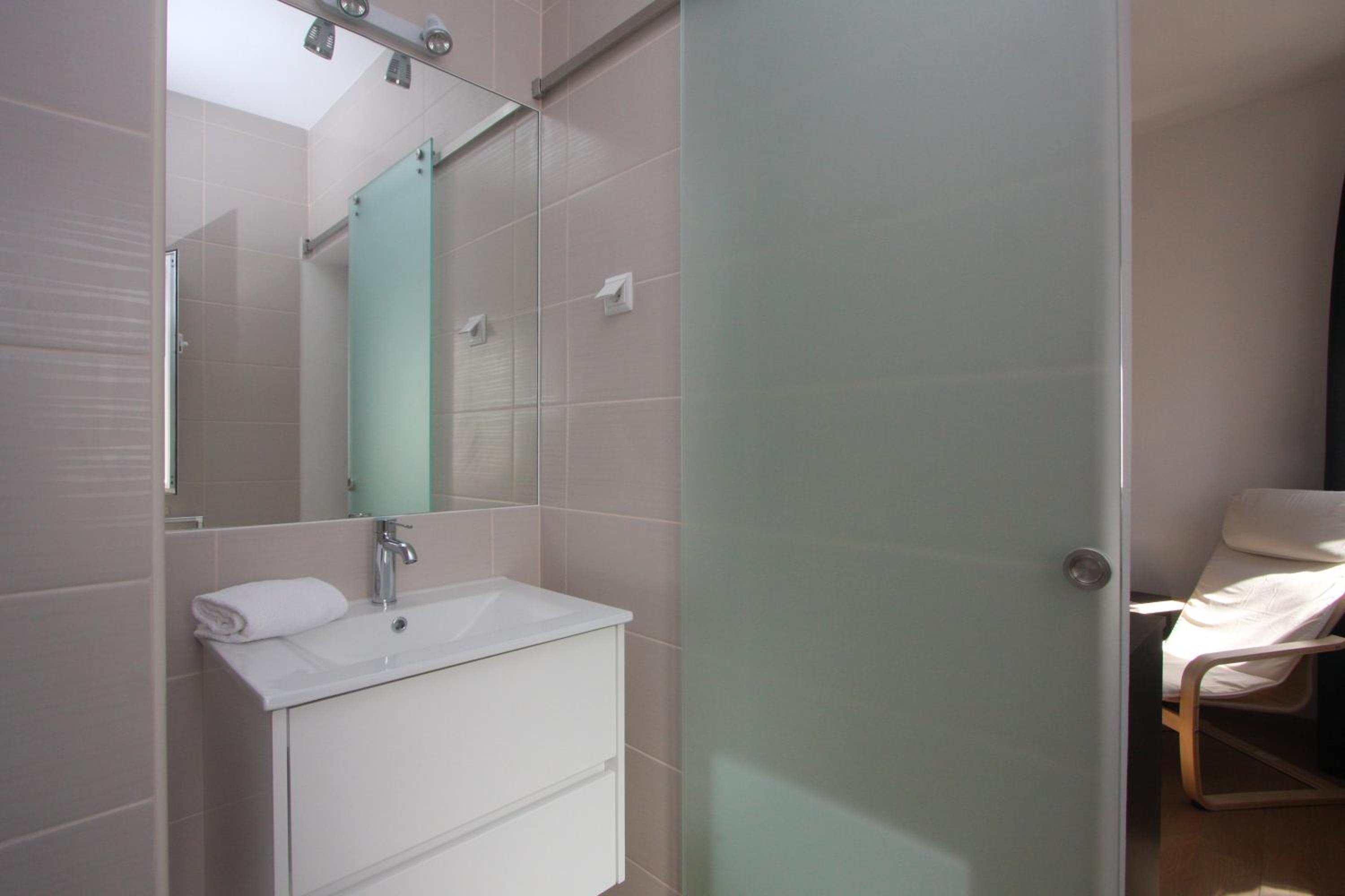 Apartment - Photo 12