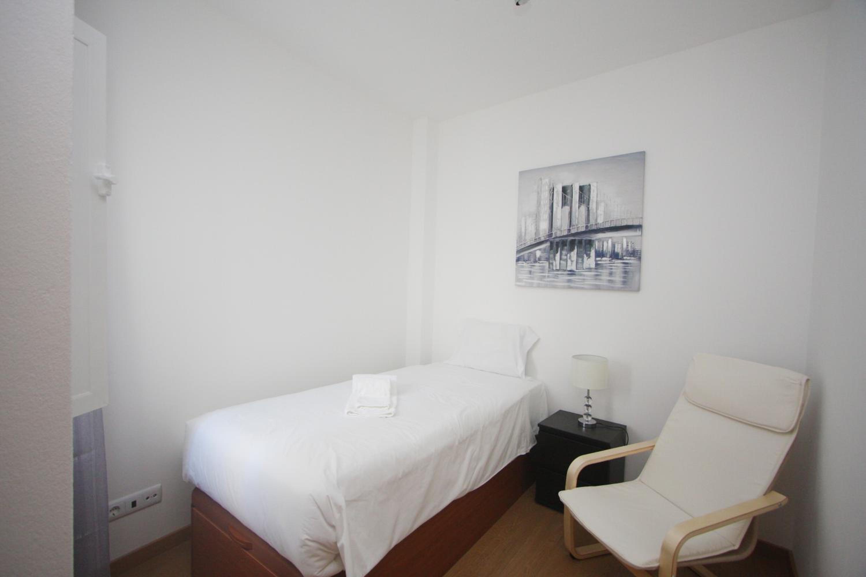 Apartment - Photo 14
