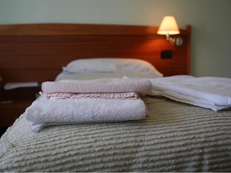 Twin Room - Photo 1