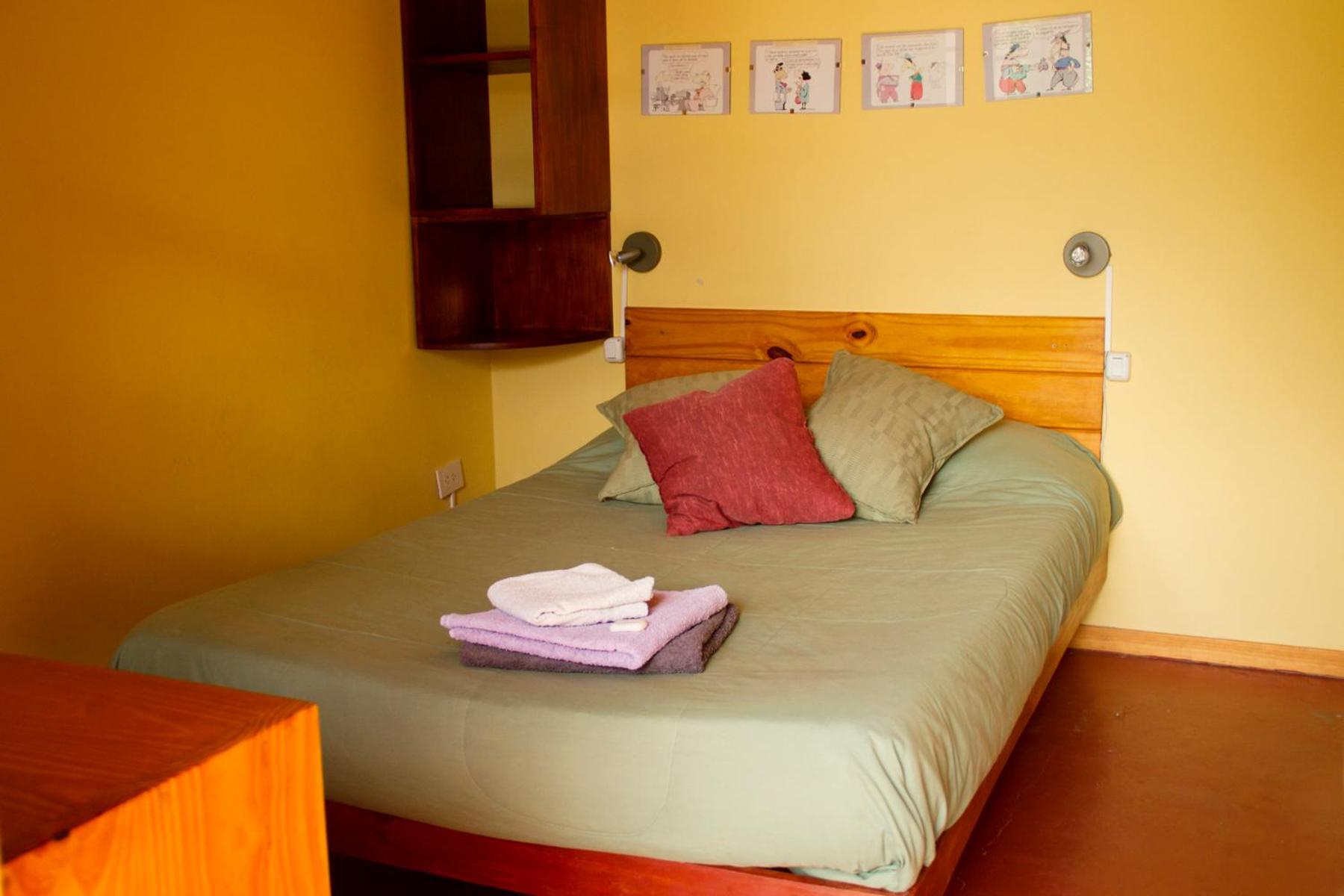 Double Room with Shared Bathroom photo 1