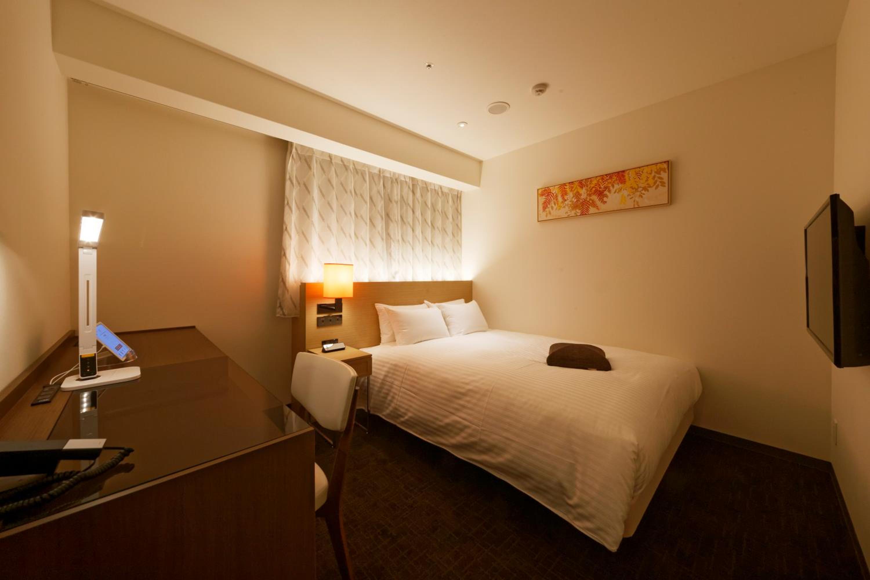 Double Room - Non-Smoking  - Photo 7