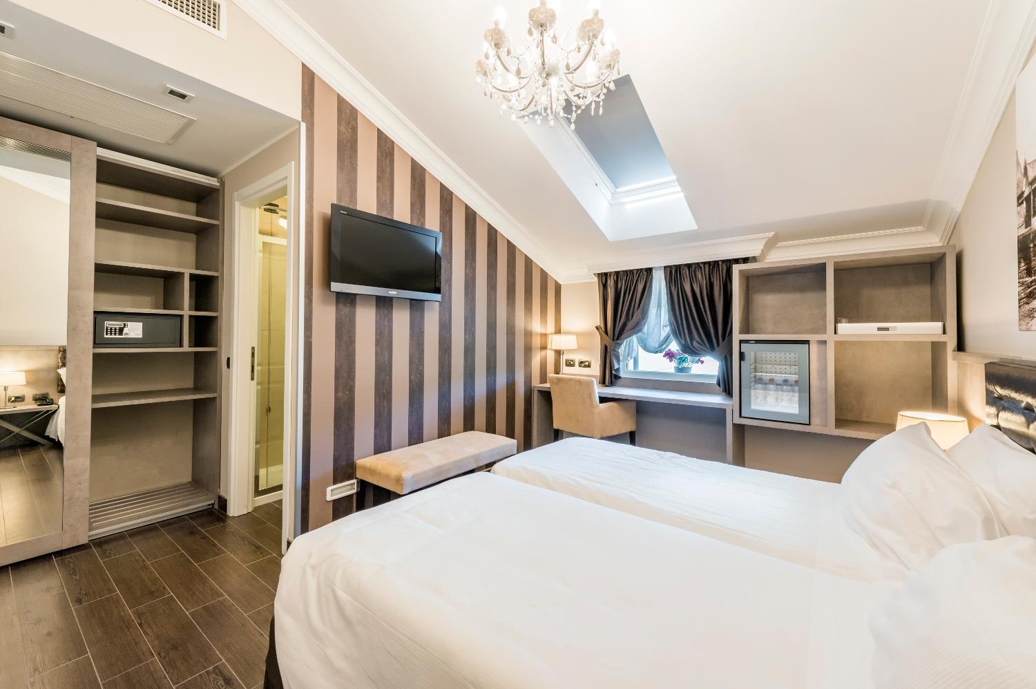 Superior Double Room - Photo 1