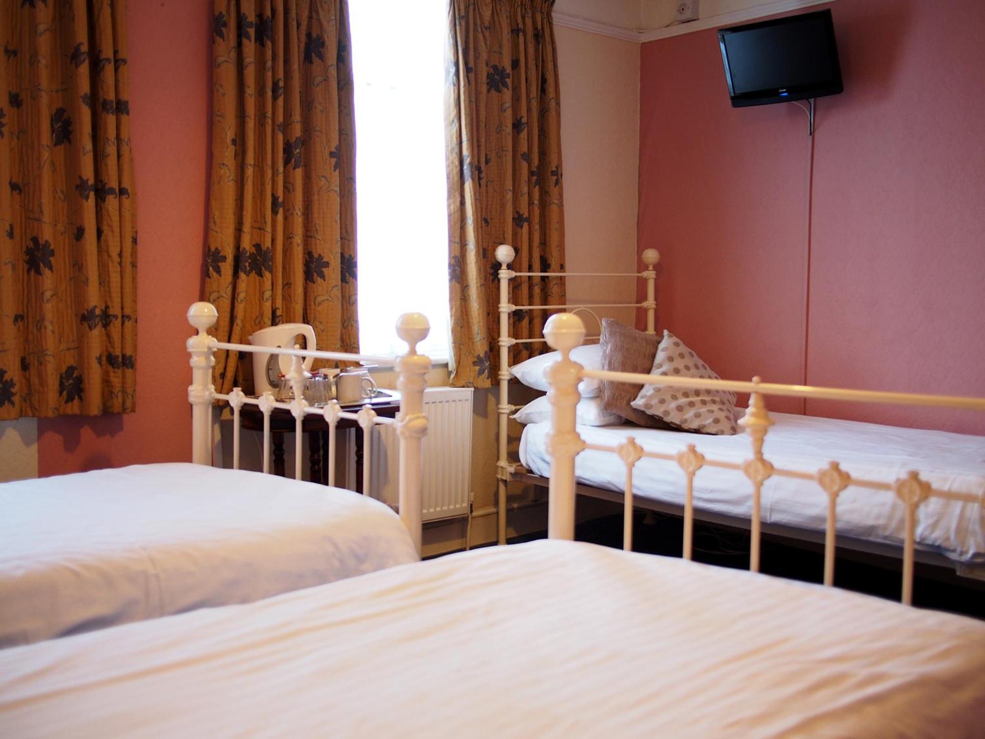 Standard Triple Room photo 1