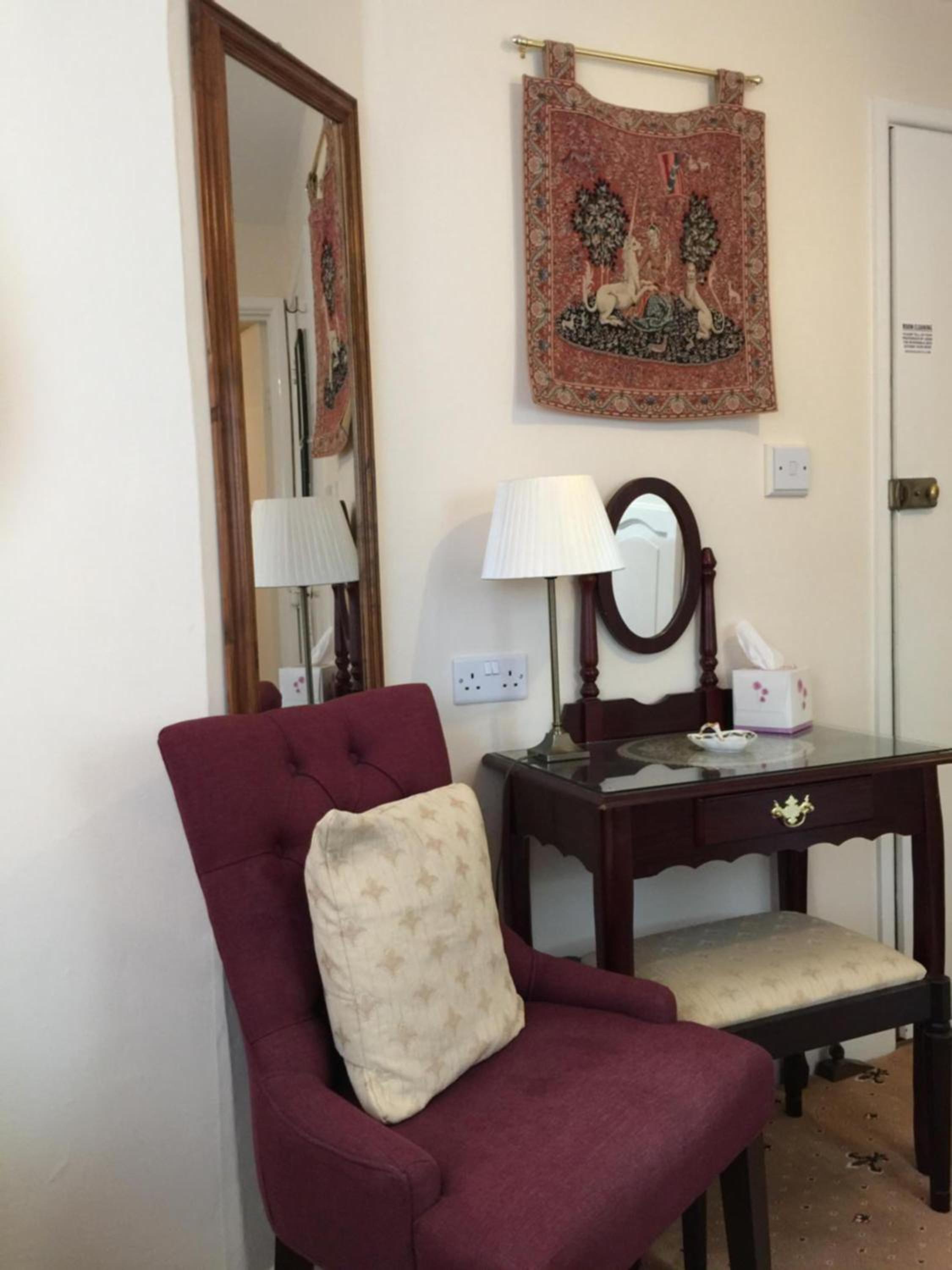 Small Double Room photo 2