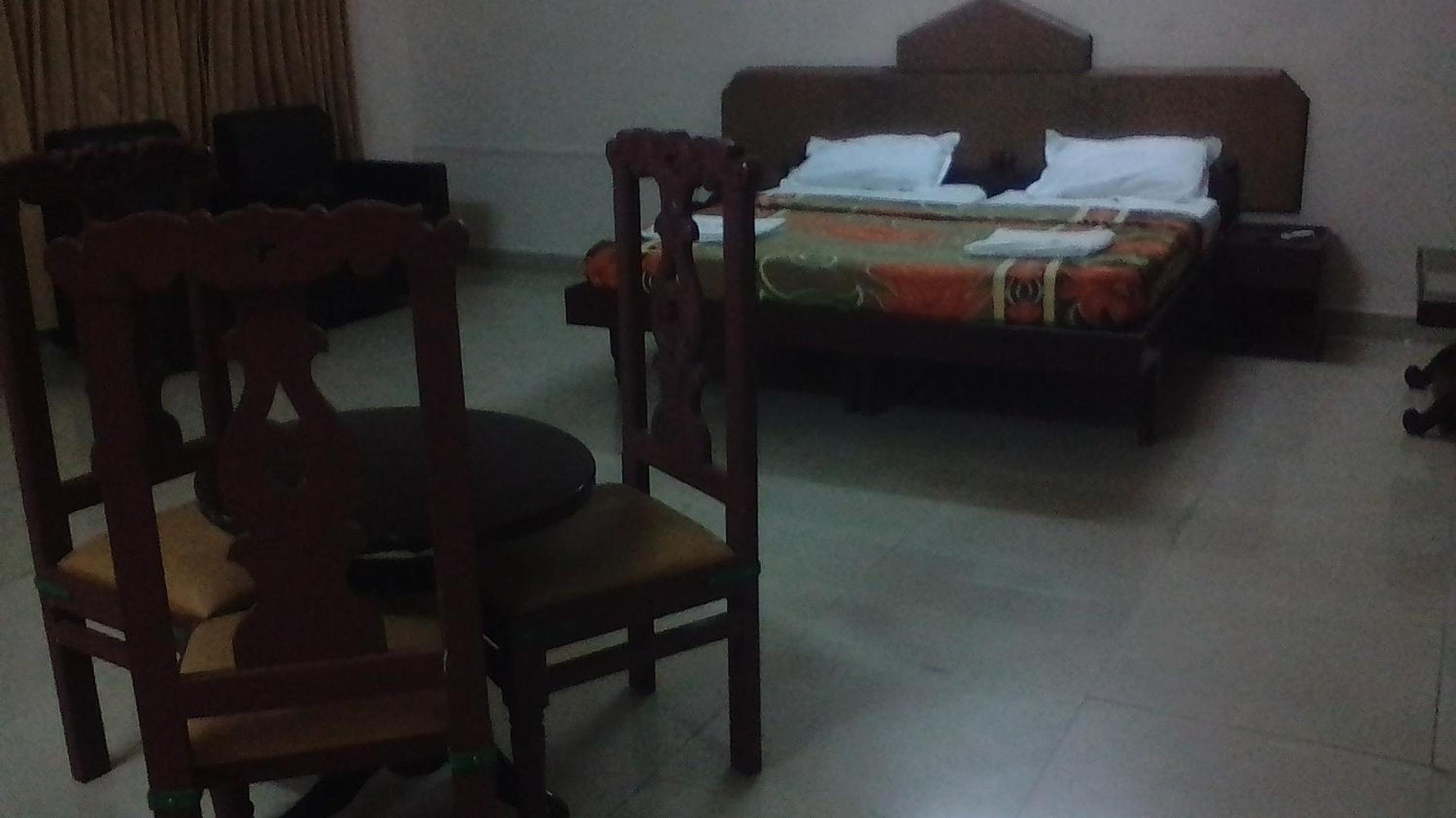 Budget Double Room photo 3
