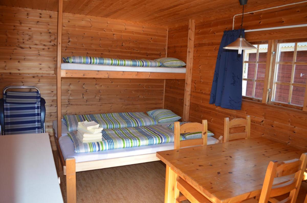 Triple Room with Shared Bathroom photo 3
