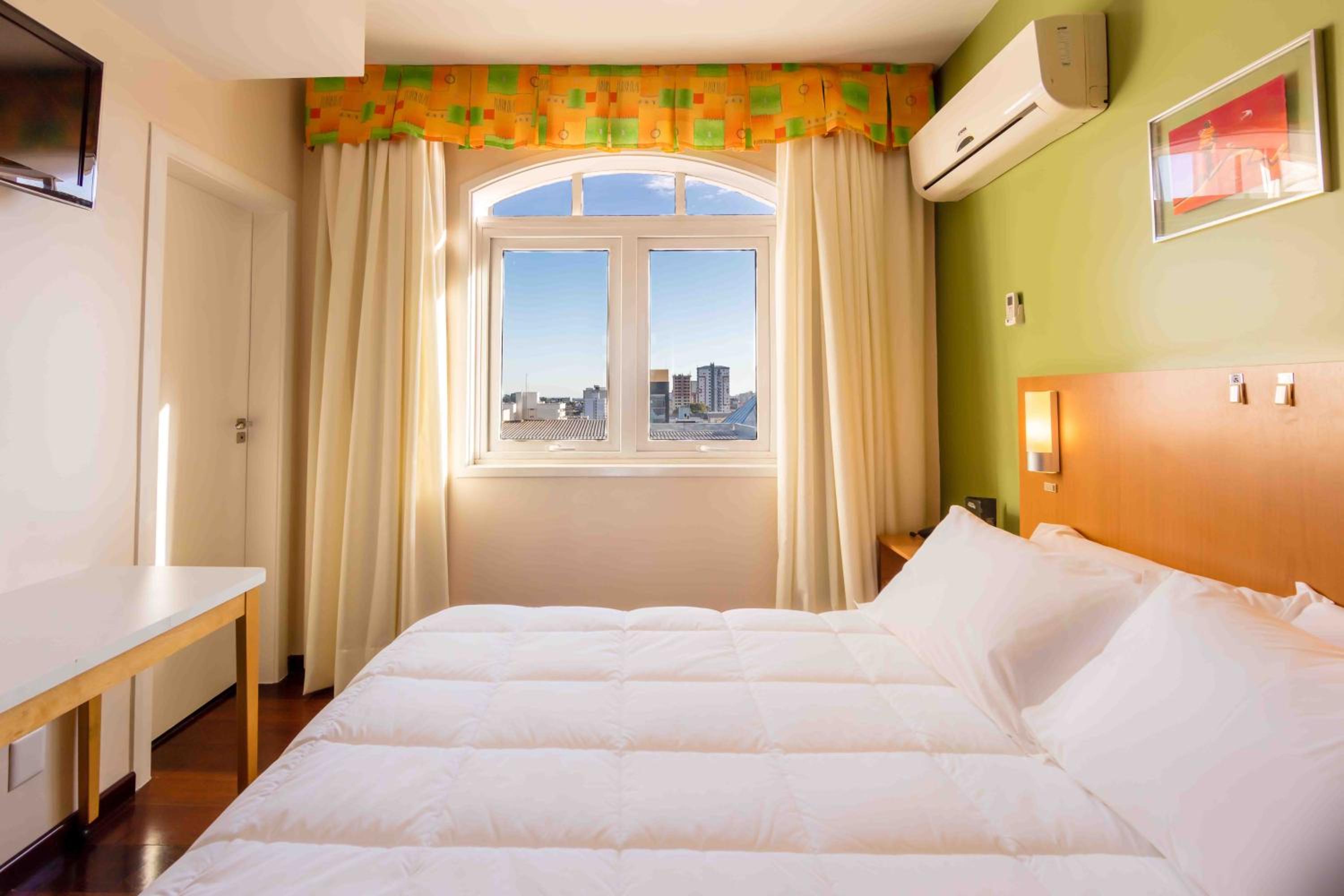 Standard Room with 1 Double Bed photo 2