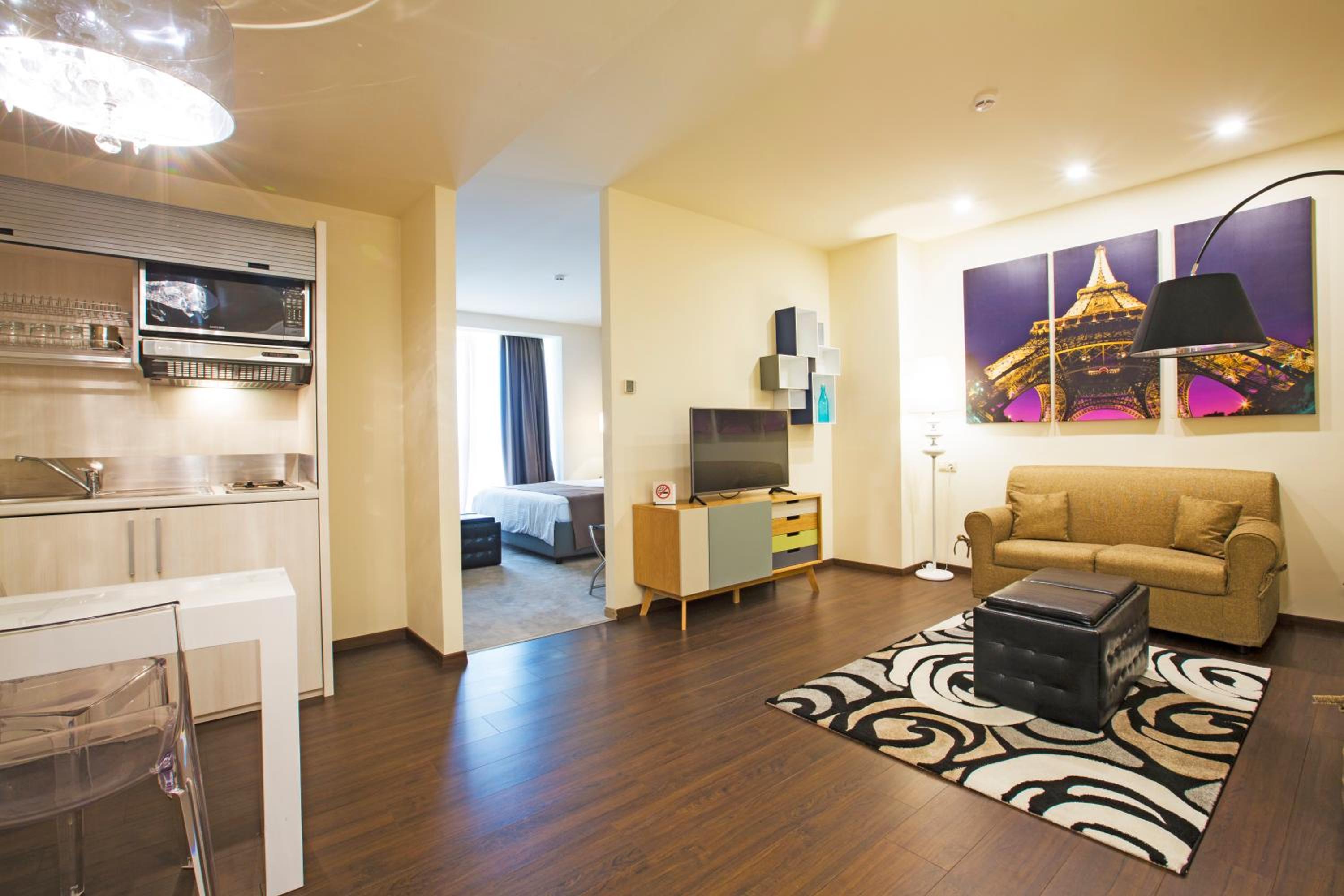 Executive Suite photo 3