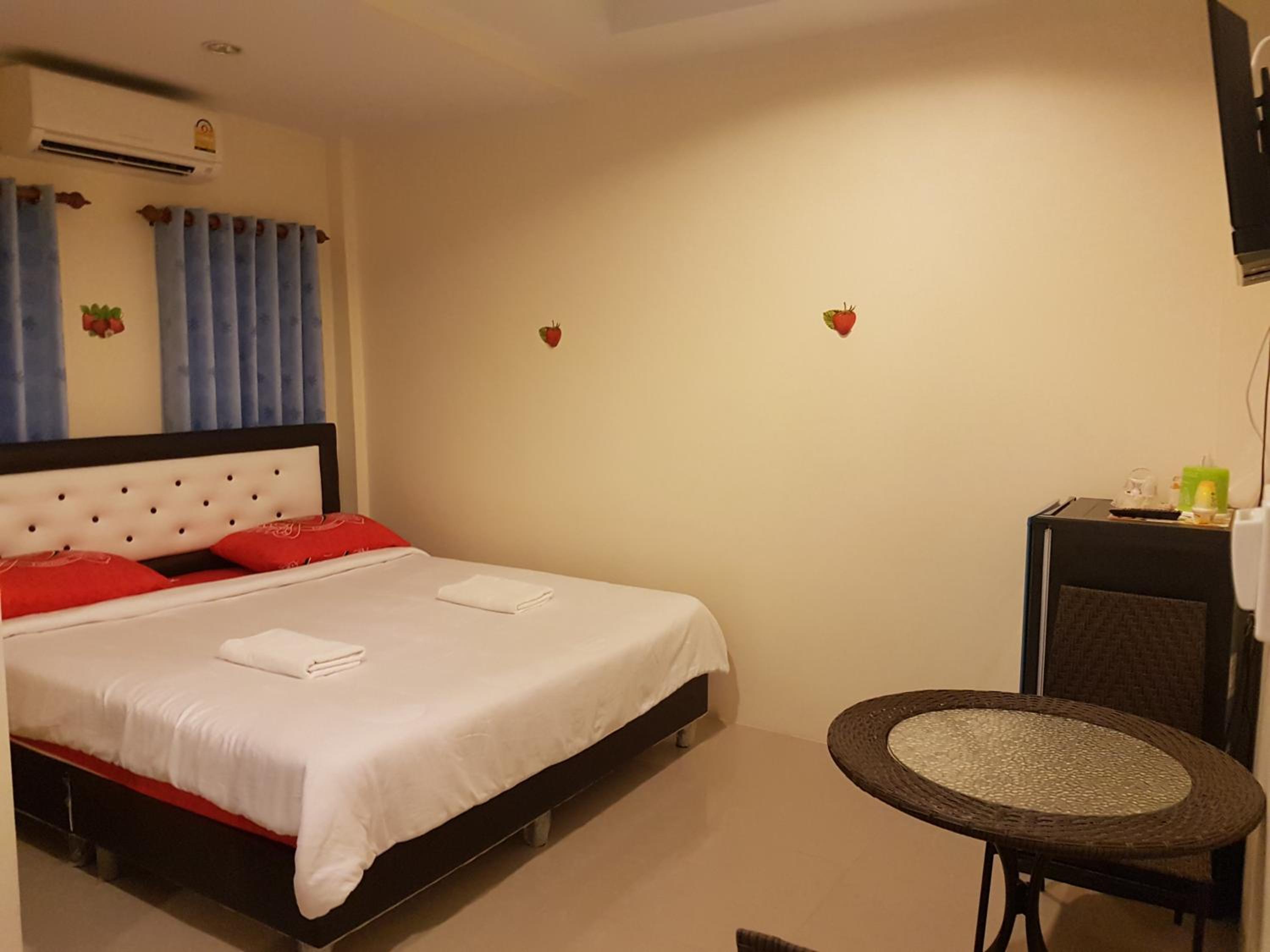 Economy Double Room - Photo 1