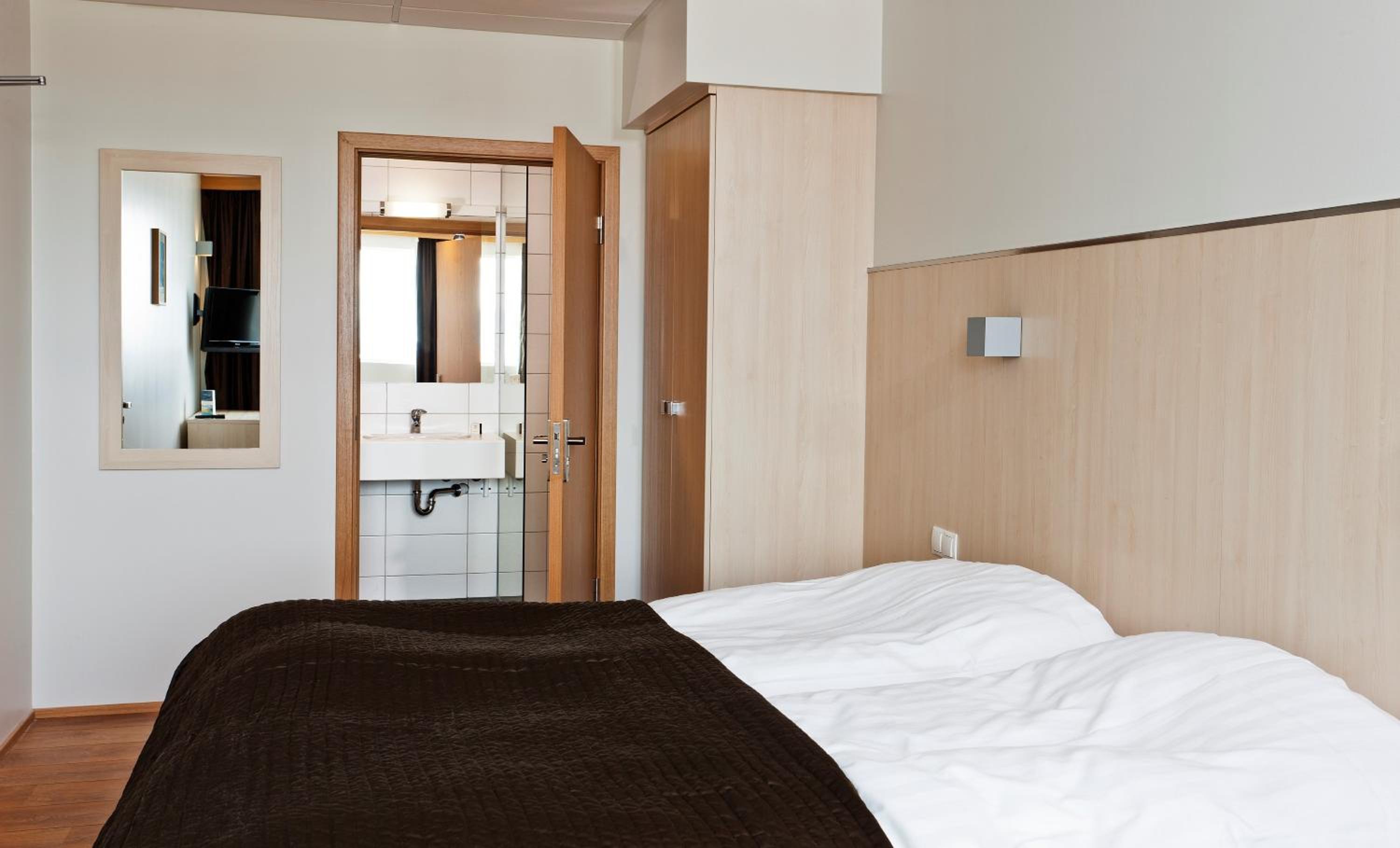 Standard Triple Room - Photo 4