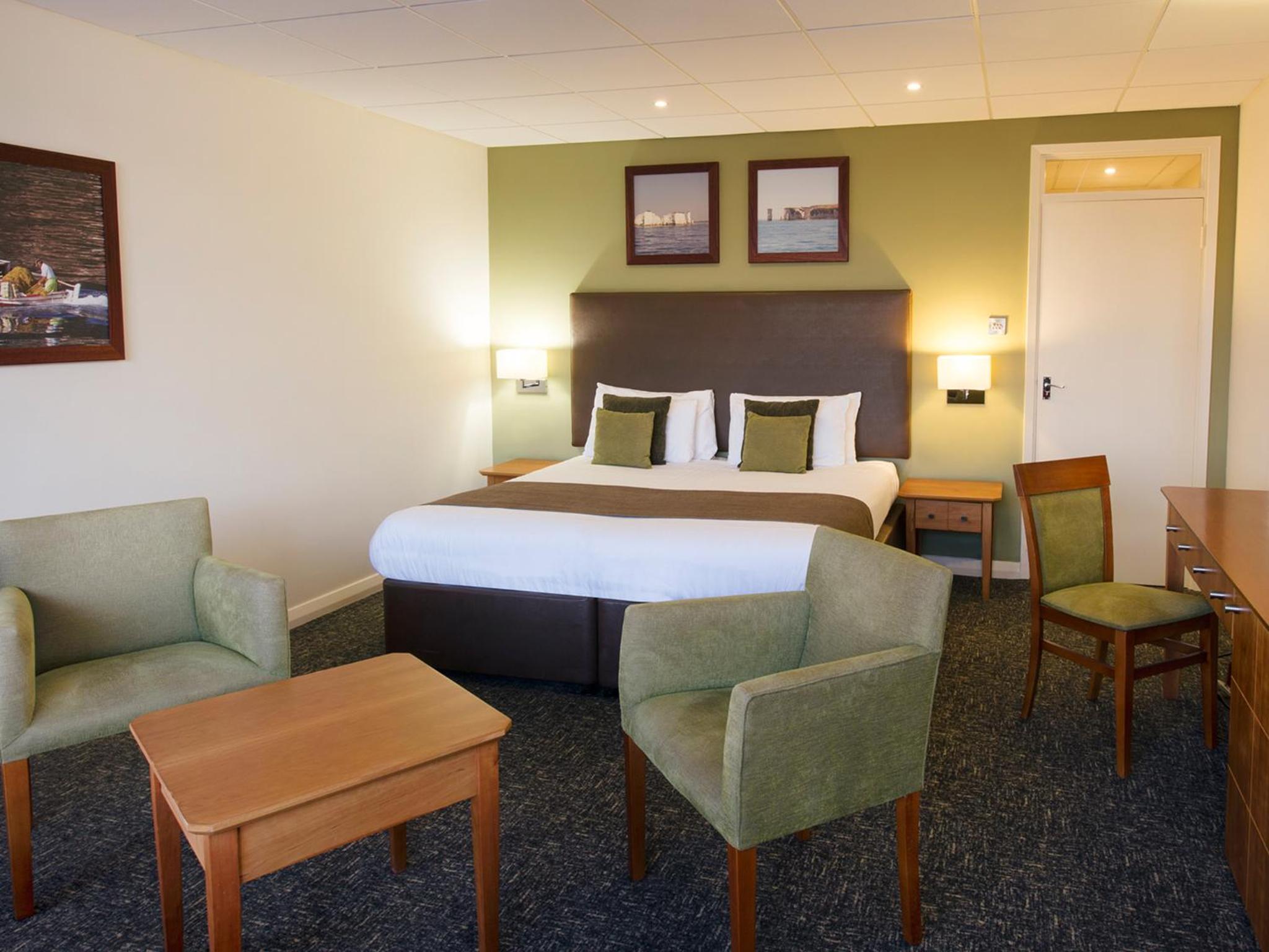 Double Room with Harbor View - Photo 6