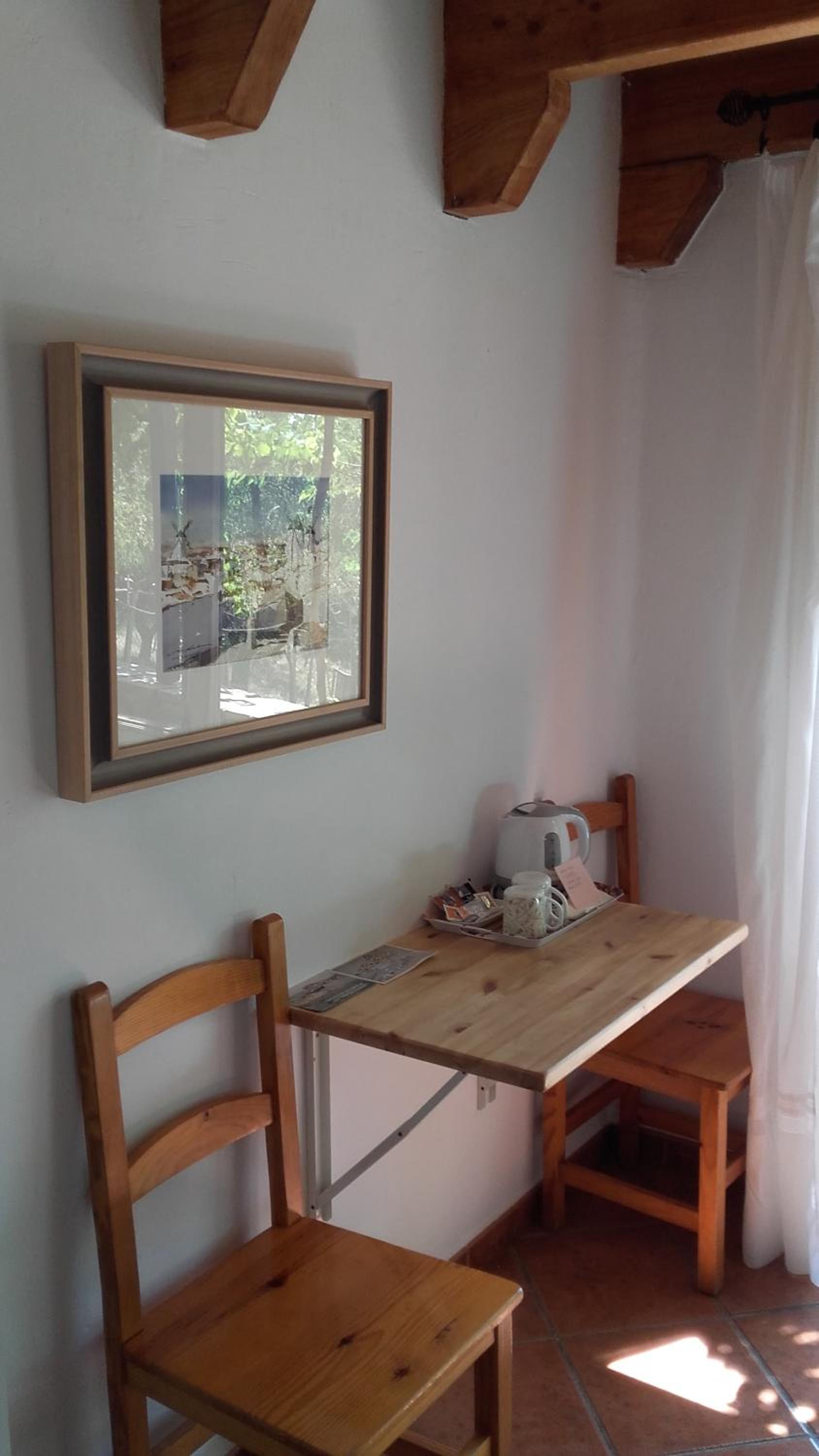 Twin Room with Garden View - Photo 4