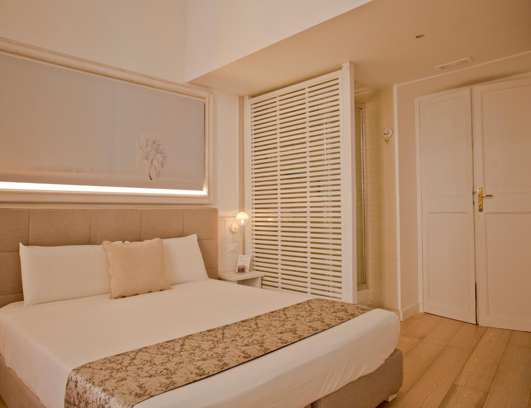 Double or Twin Room photo 2