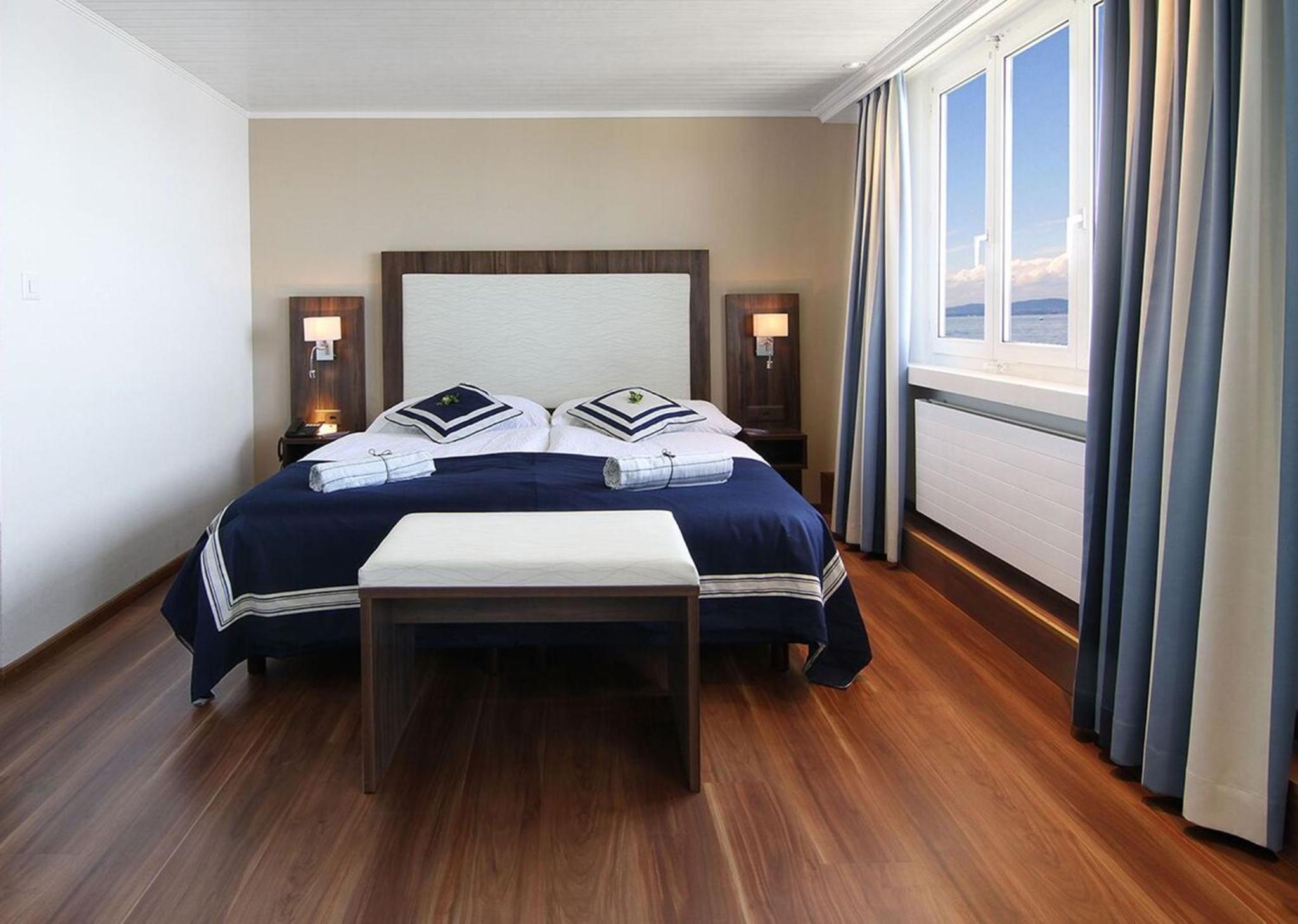 Double Room with Lake View photo 3
