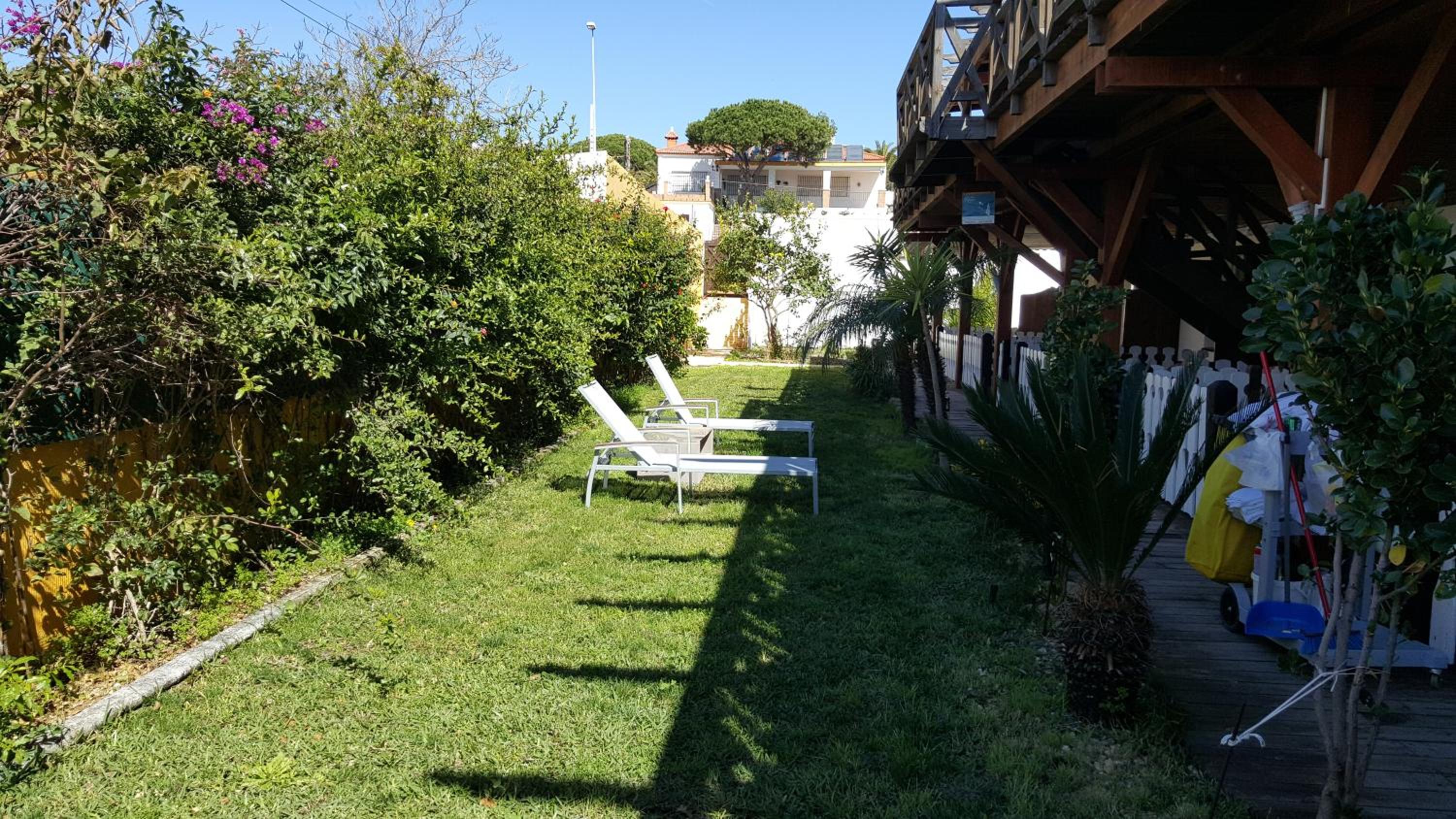 Double Room - Photo 7
