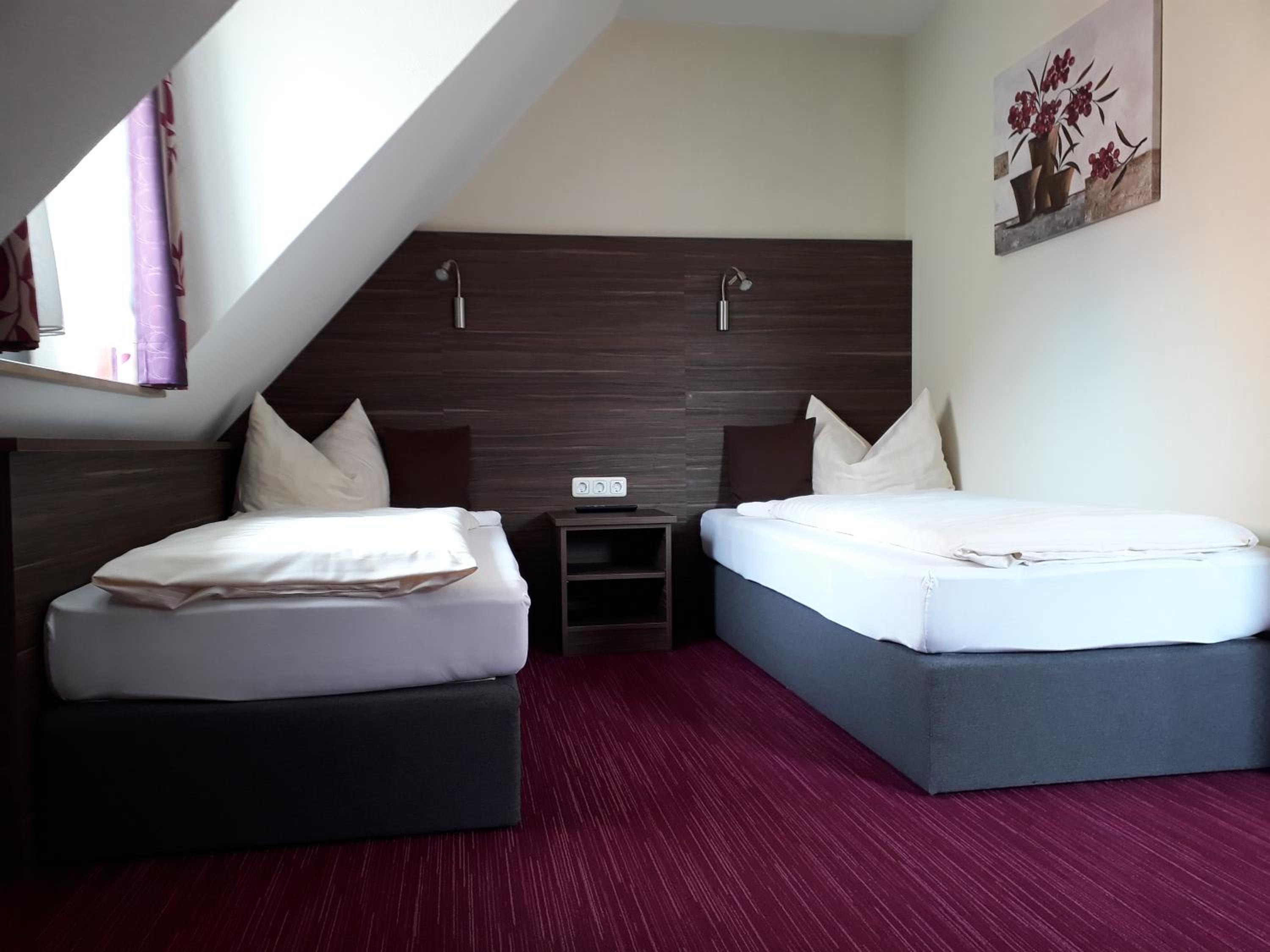 Standard Double or Twin Room photo 3