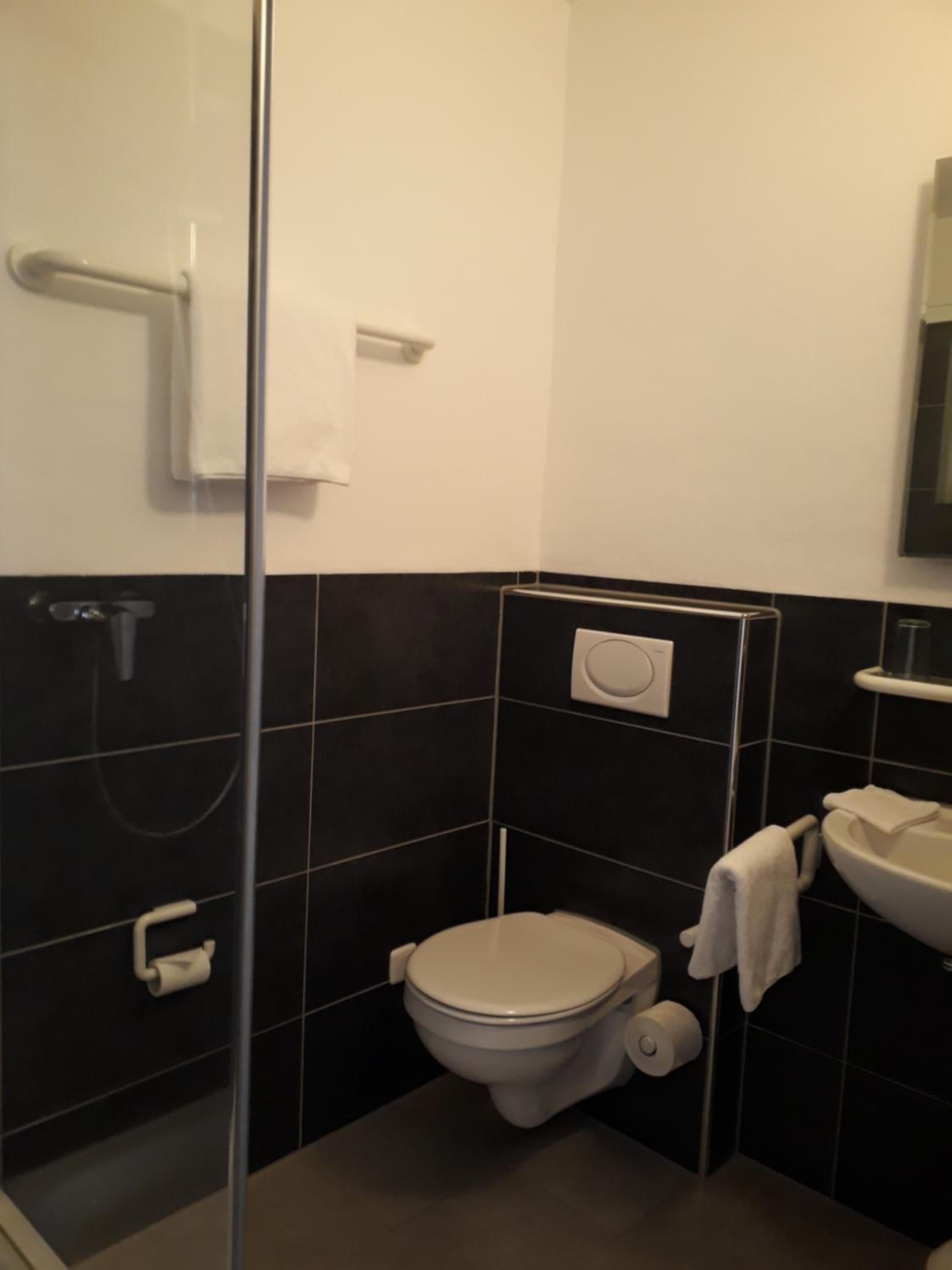 Small Double Room photo 3