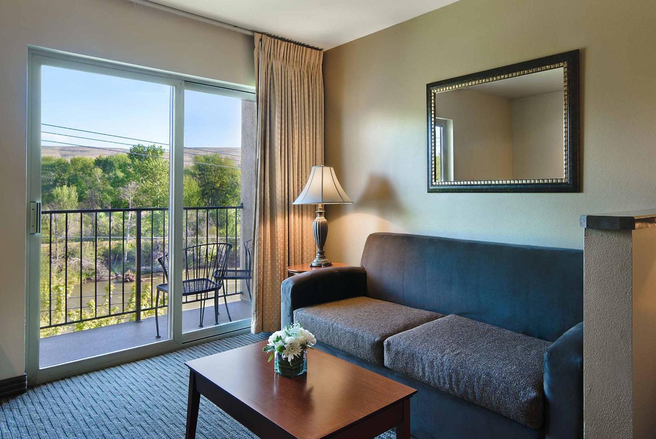  Riverview King Suite Sleeper Sofa - Photo 2