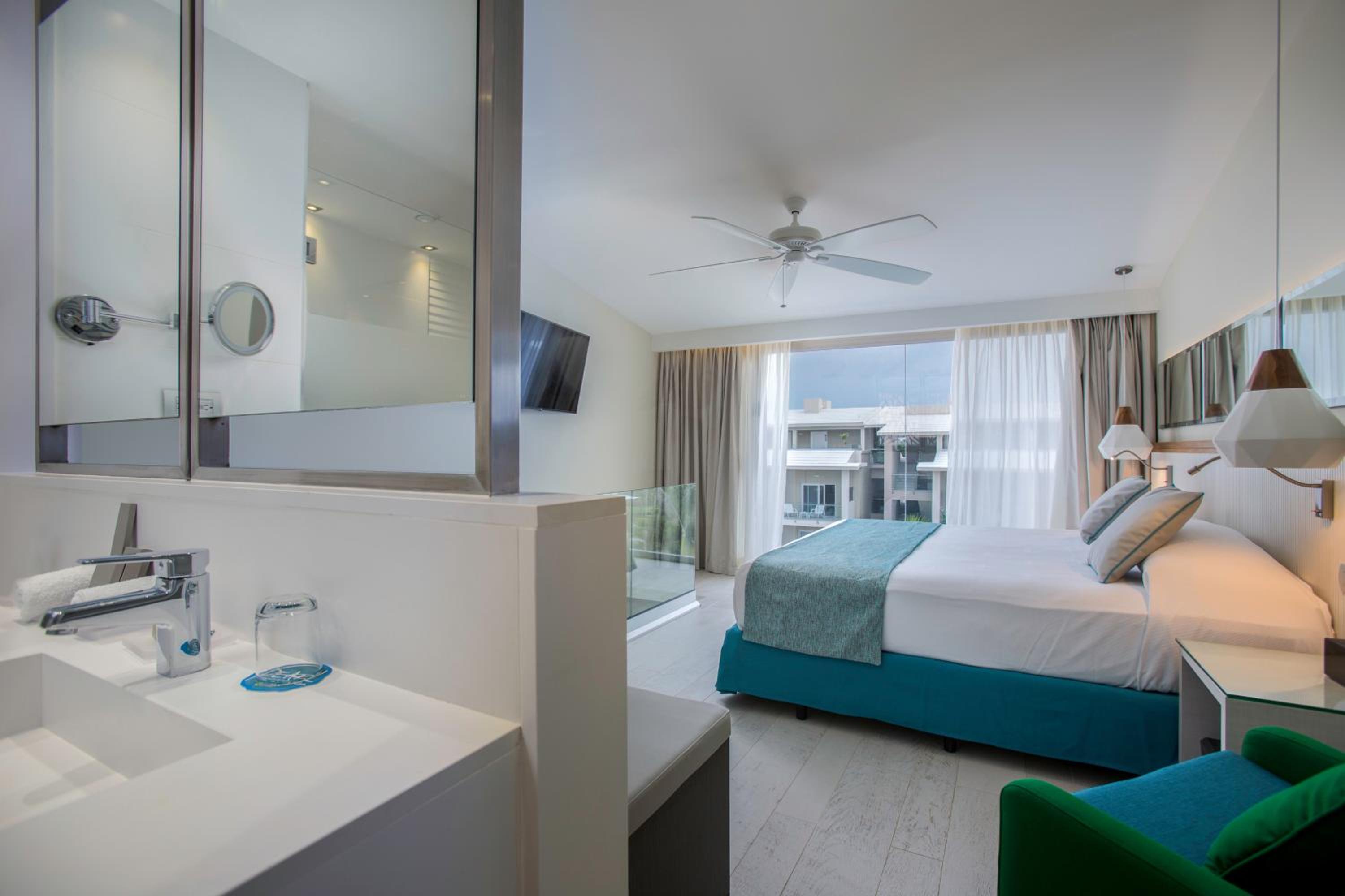 Duplex Suite with Private Pool