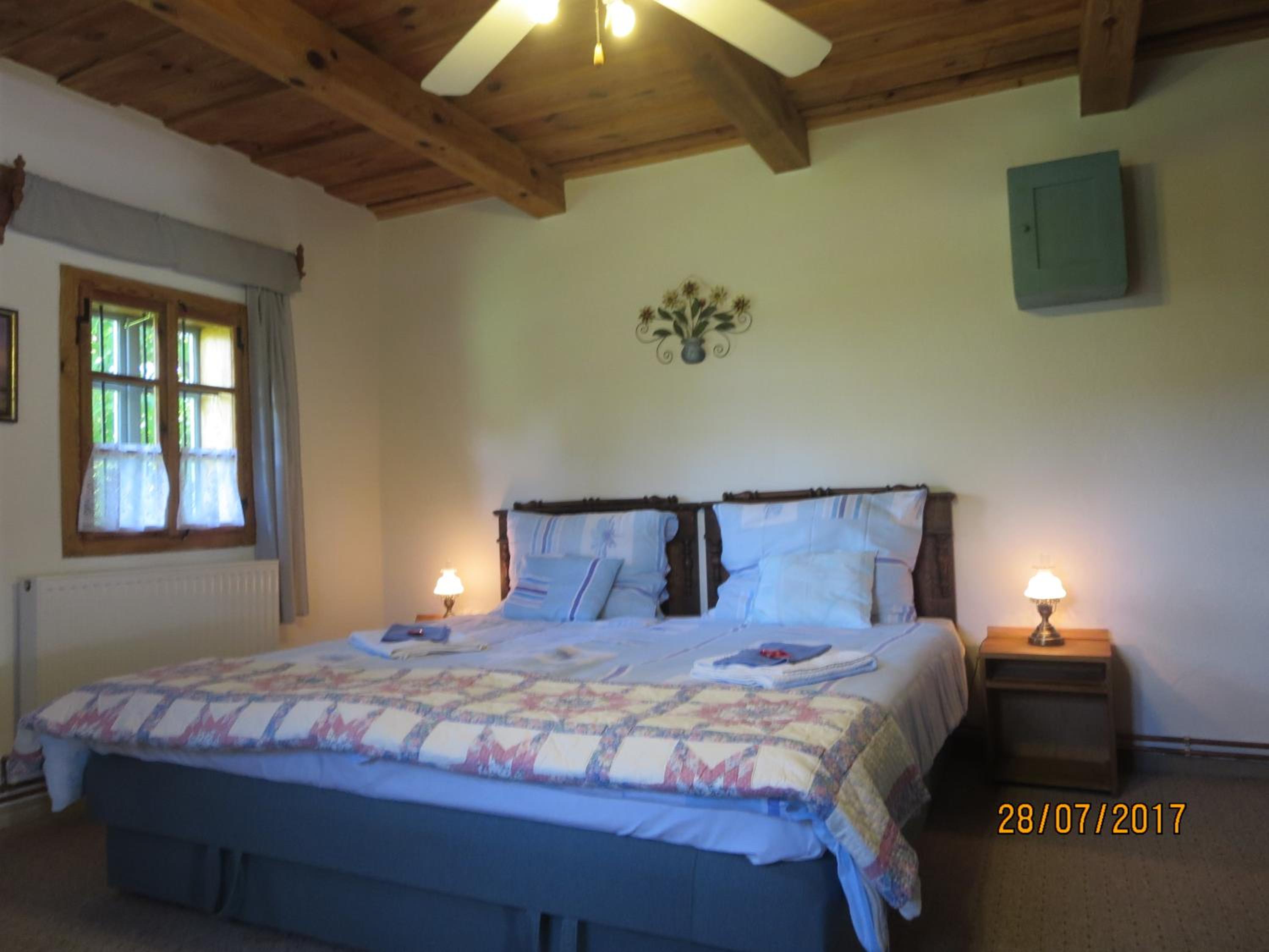 One-Bedroom Apartment - Photo 4