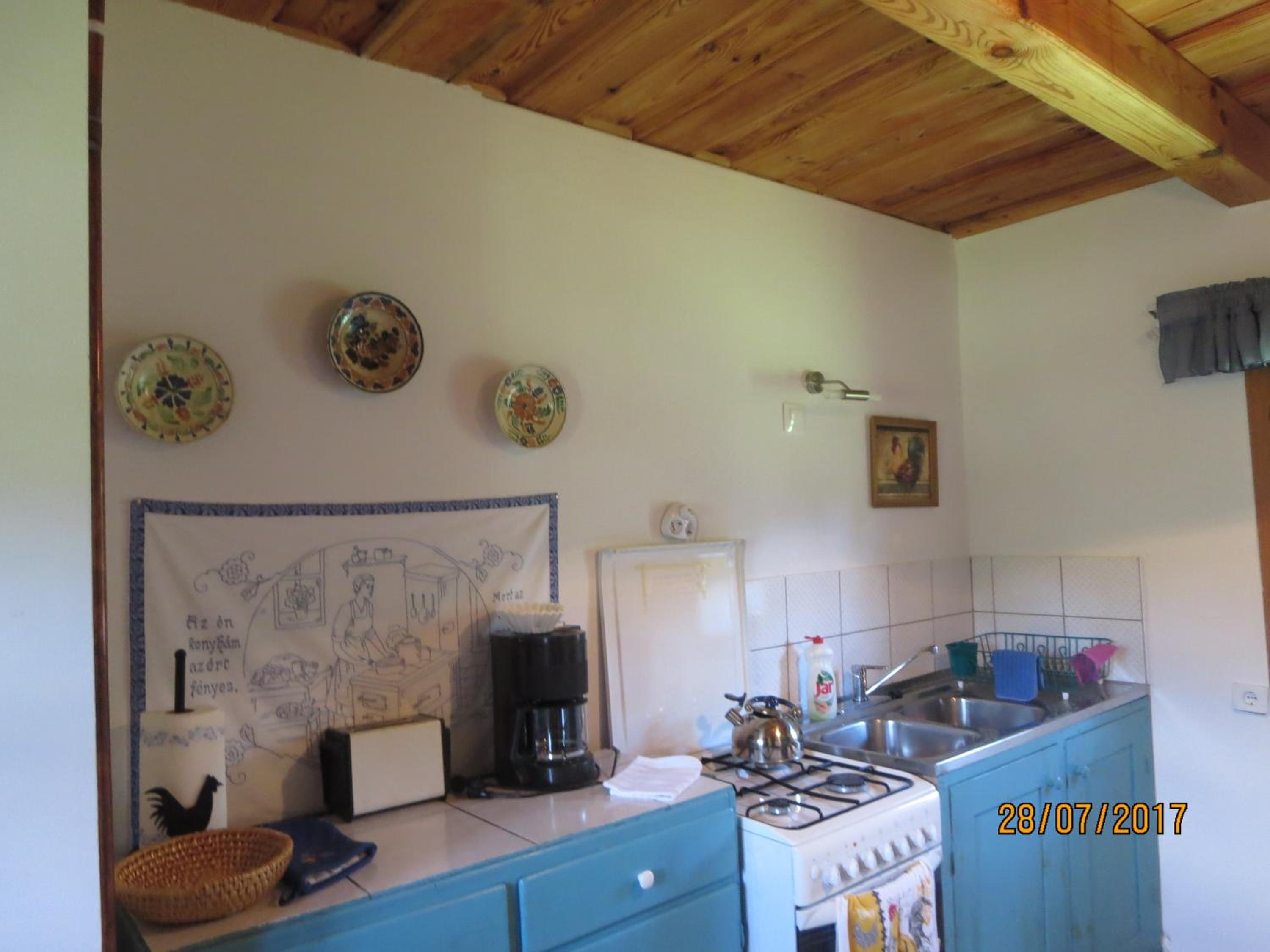 One-Bedroom Apartment - Photo 5