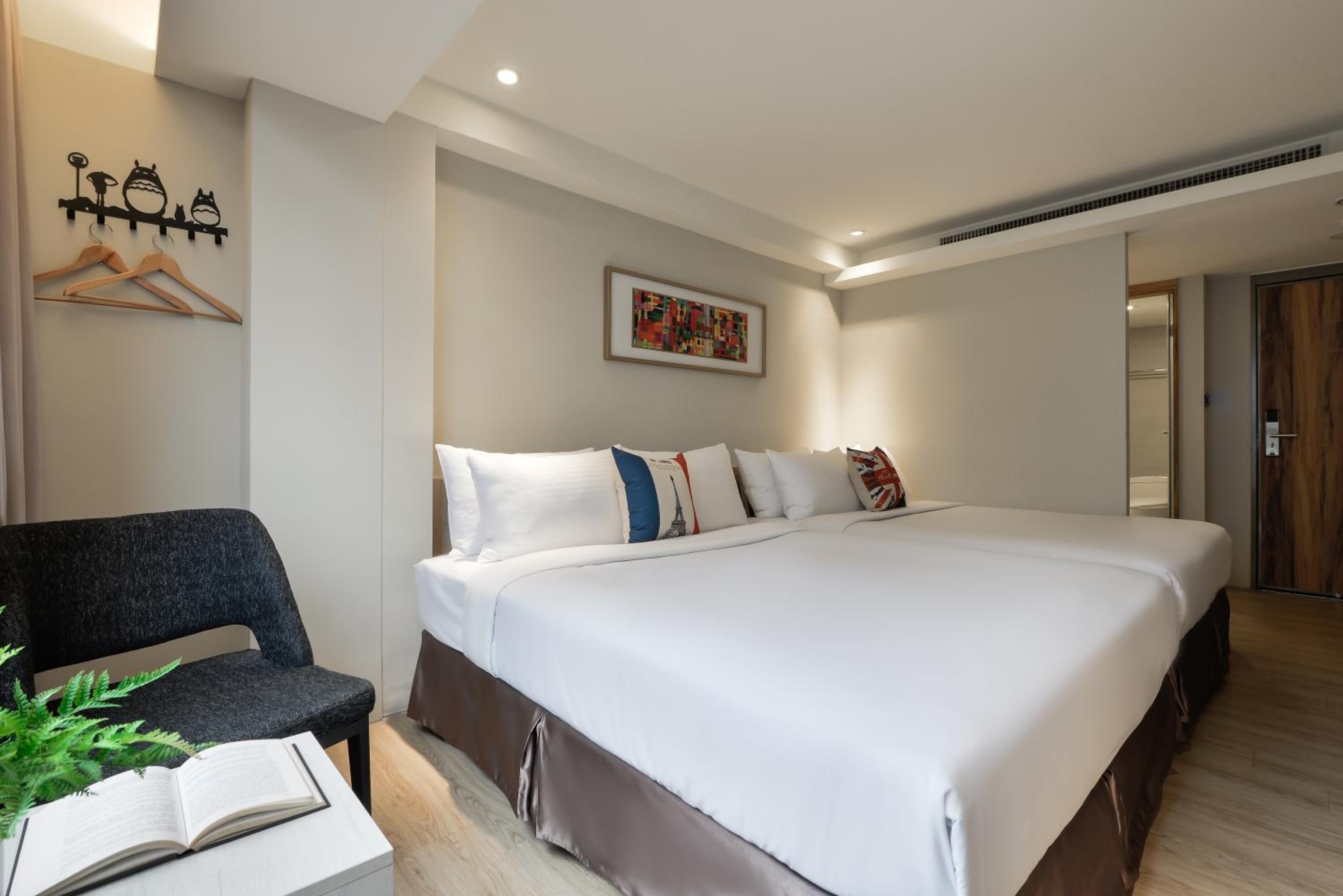 Superior Quadruple Room photo 3