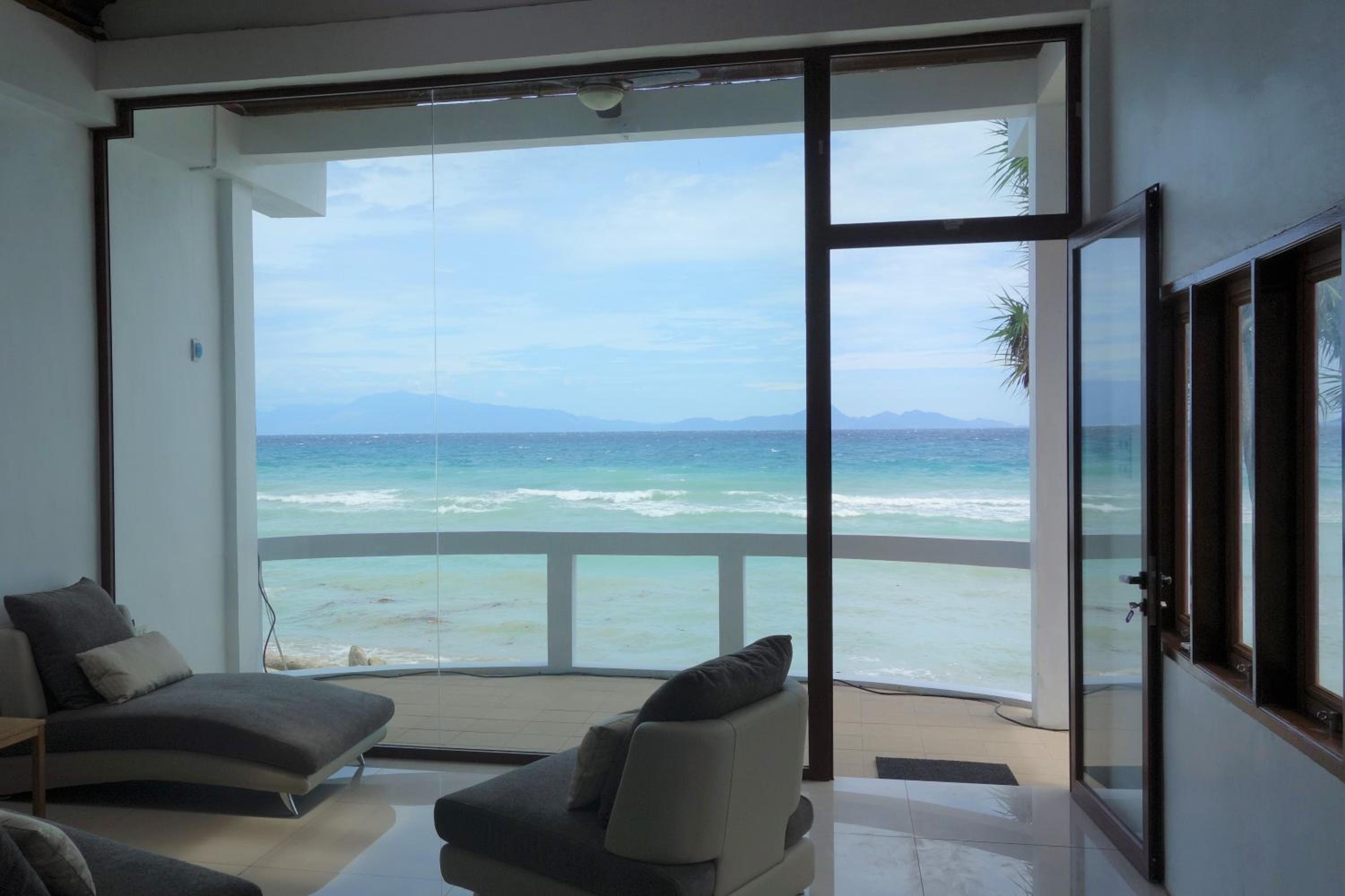 Bungalow - Beach Front photo 2