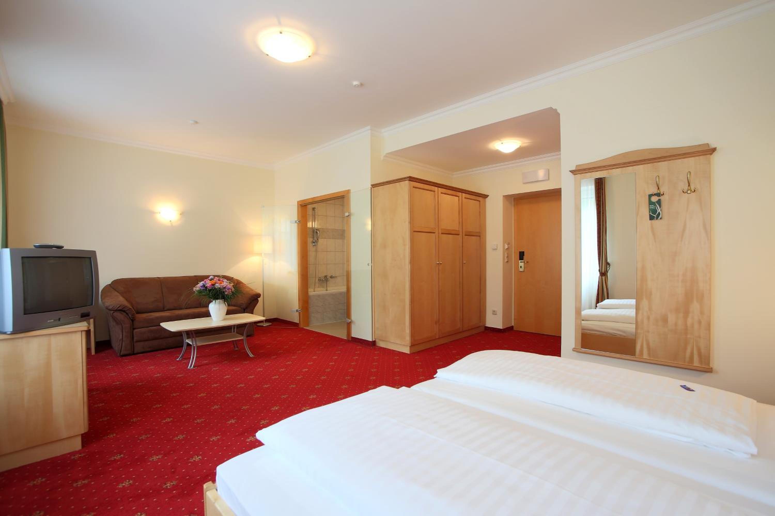 Superior Double Room - Photo 3