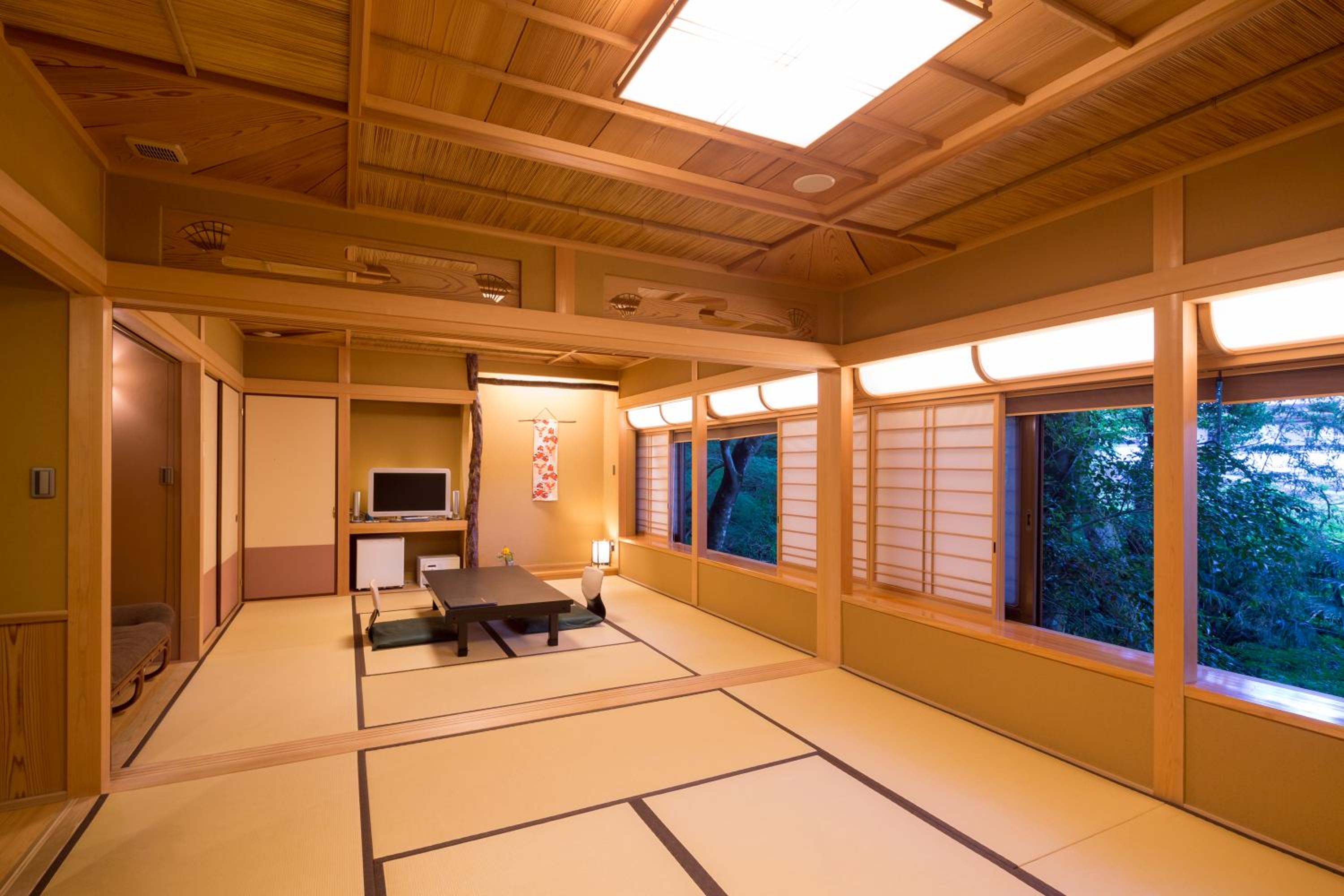 Japanese-Style Deluxe Room Fuji