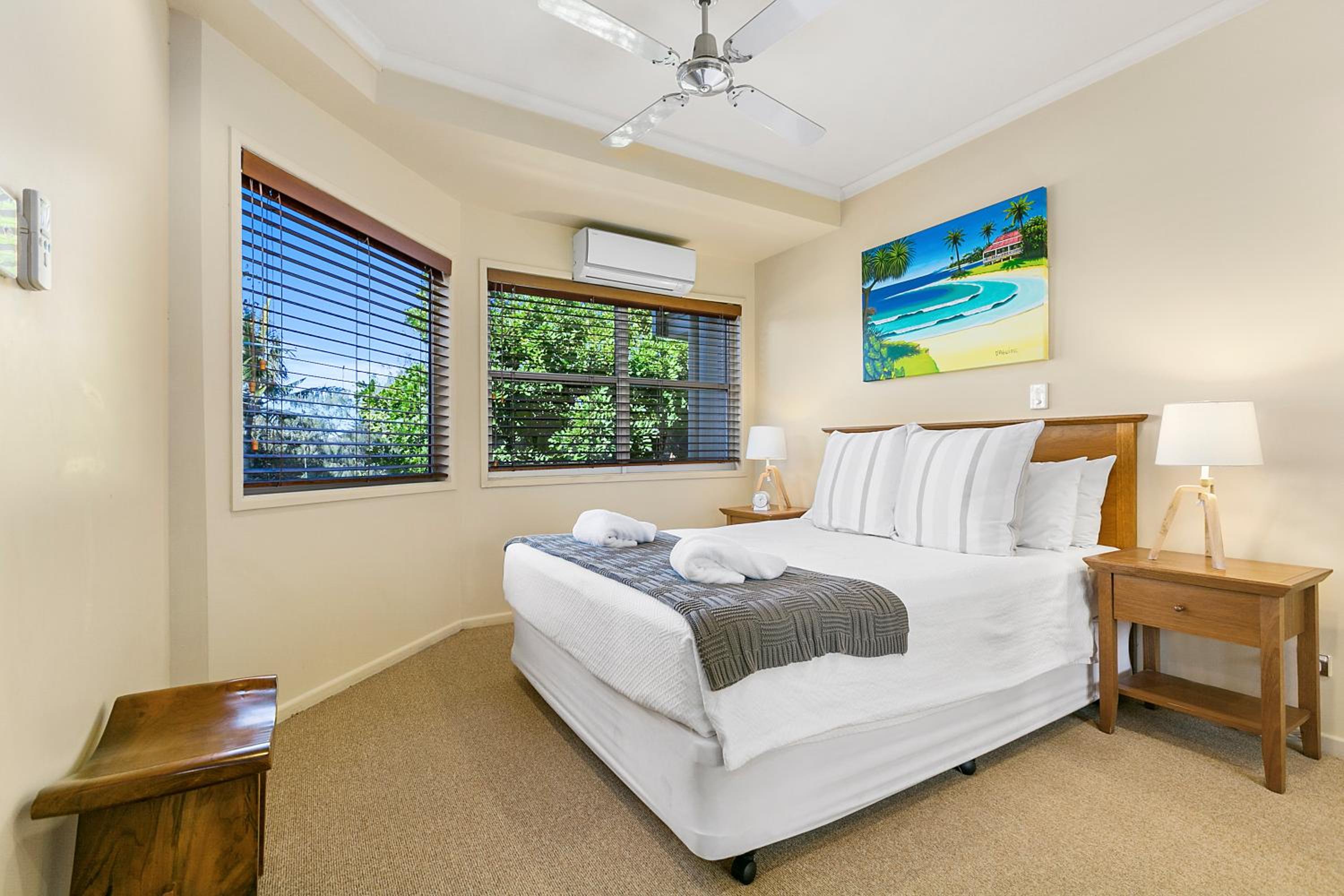 Two-Bedroom Apartment with Filtered Ocean View photo 3