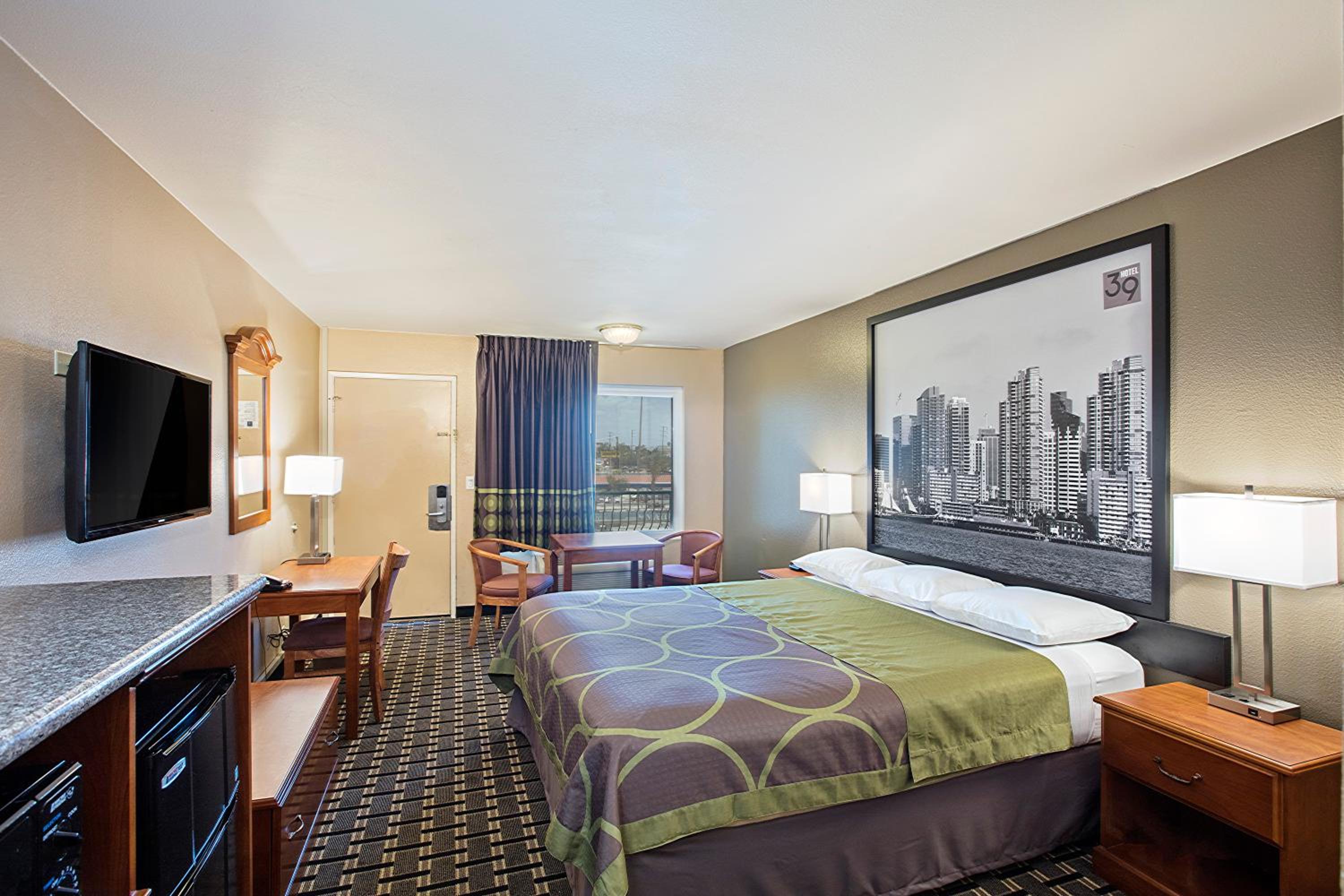 The Hotel 39, Kuva 6
