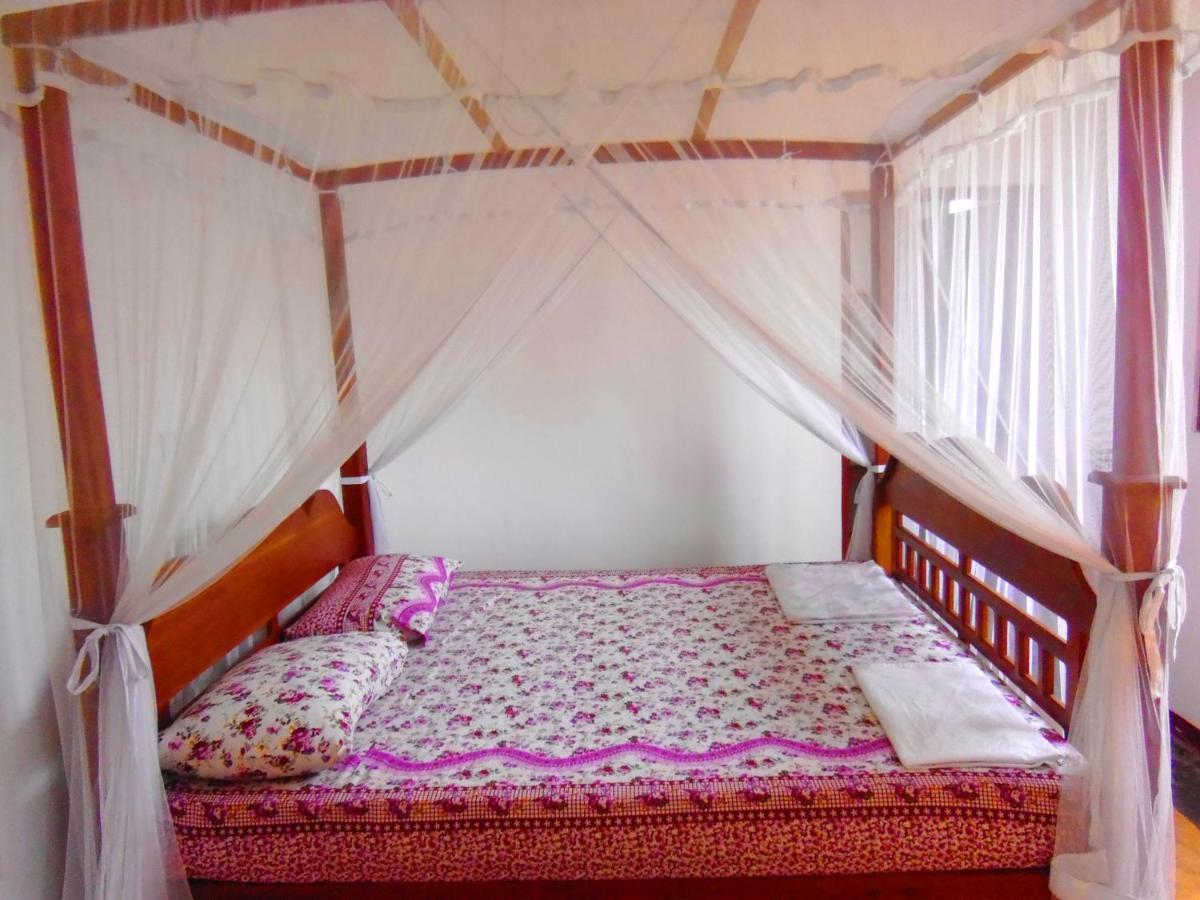 One-Bedroom Apartment (3 Adults)