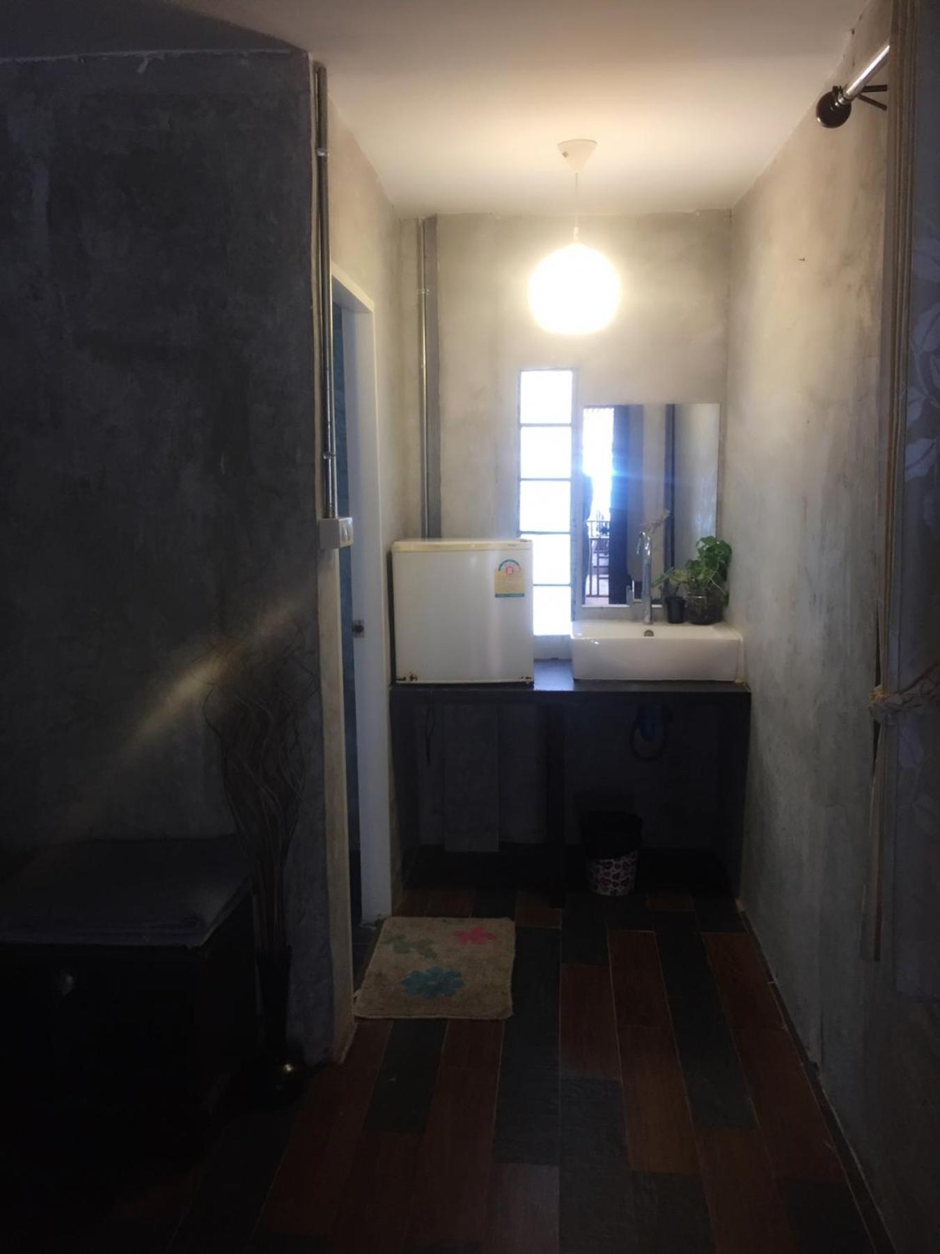 Budget Triple Room - Photo 8