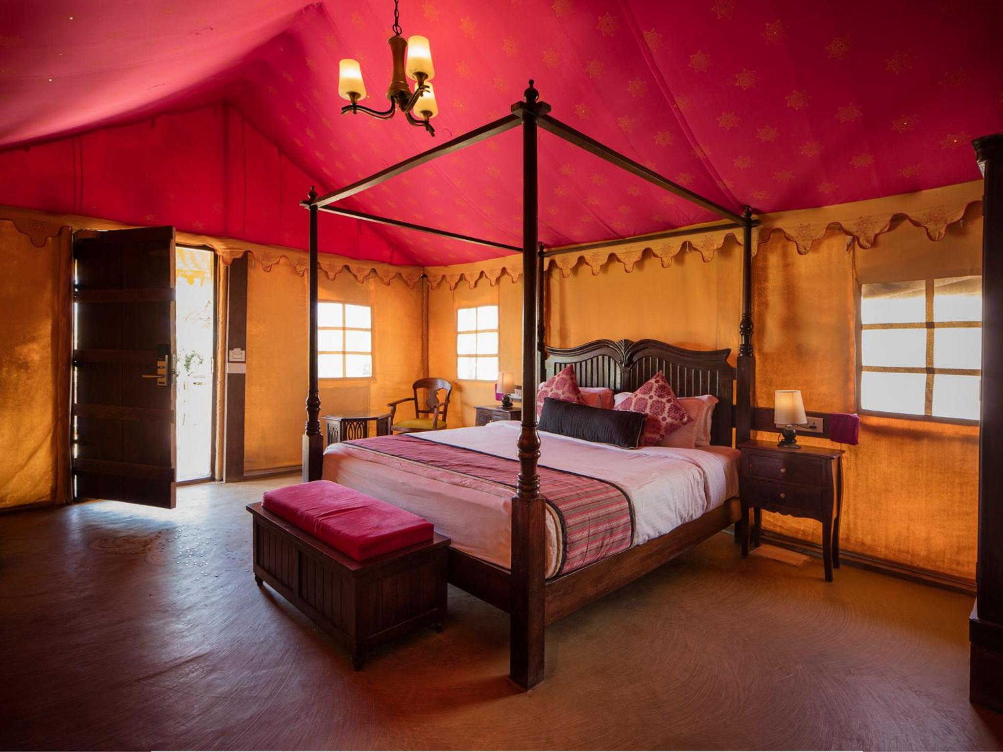 Deluxe King Room