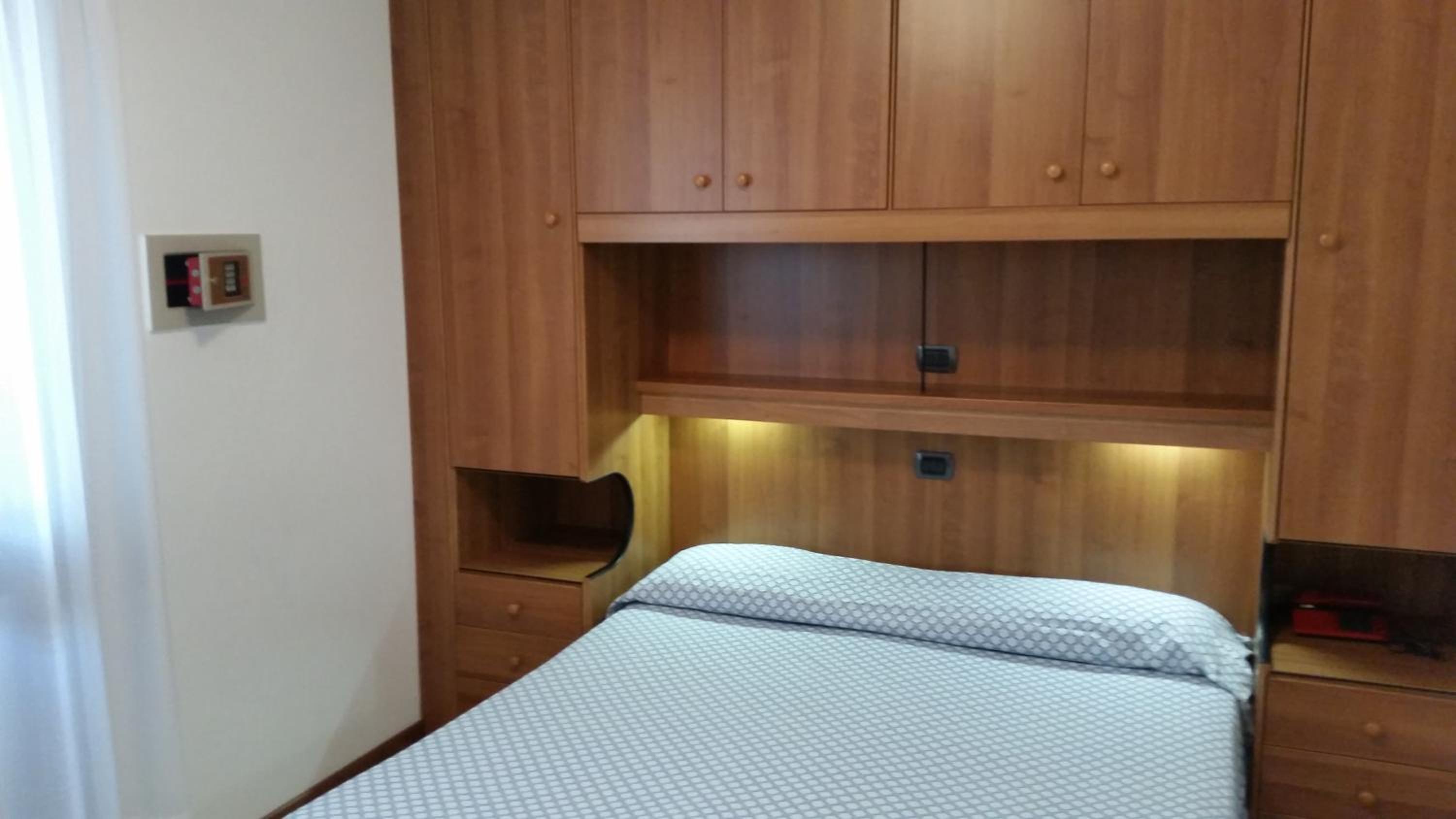 Double Room - Photo 5
