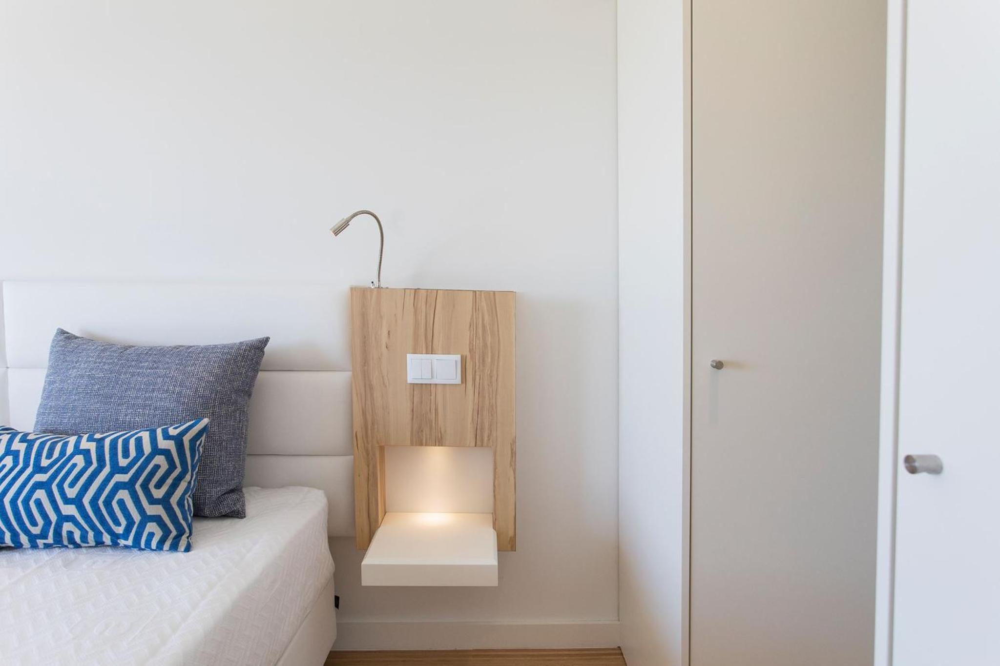  Standard One Bedroom Apartment - Prestige  - Photo 4