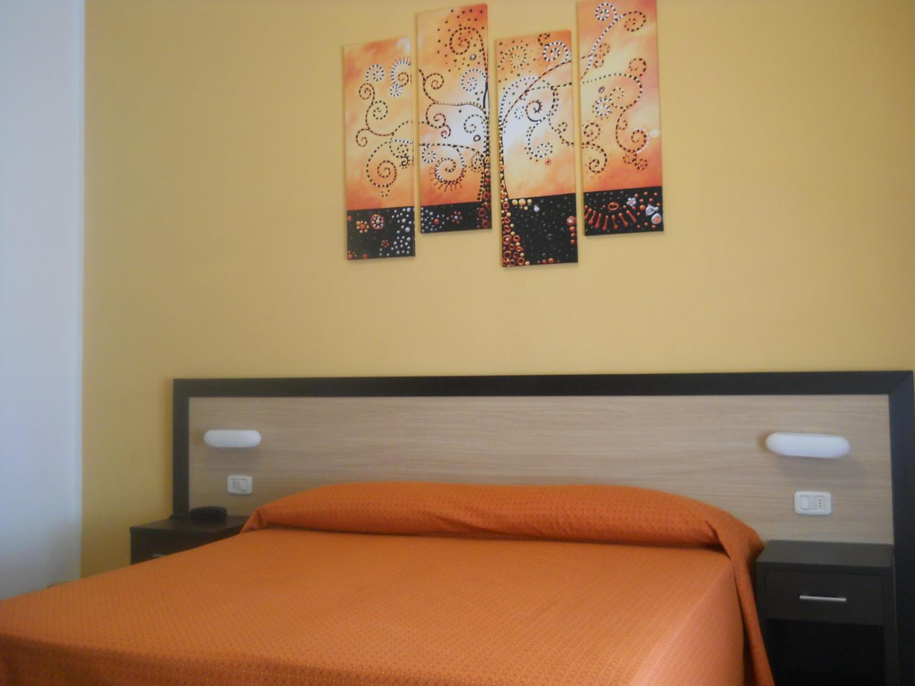 Quadruple Room - Photo 4