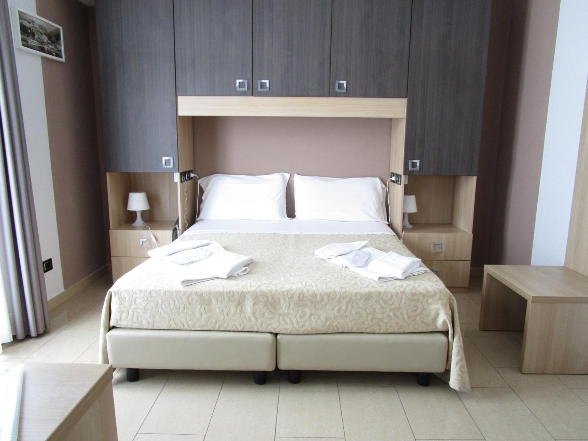 Superior Double Room - Photo 12