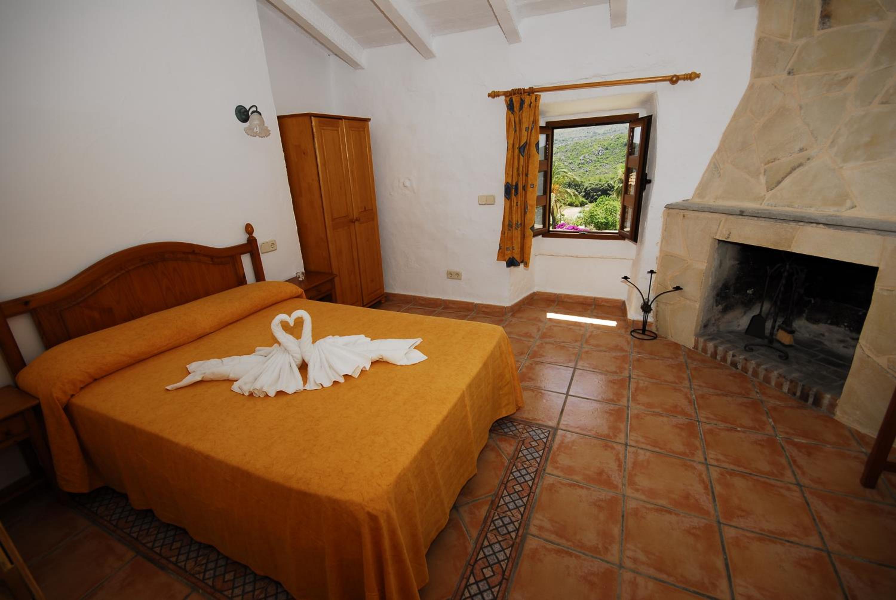 Standard Double Room with Fan photo 1