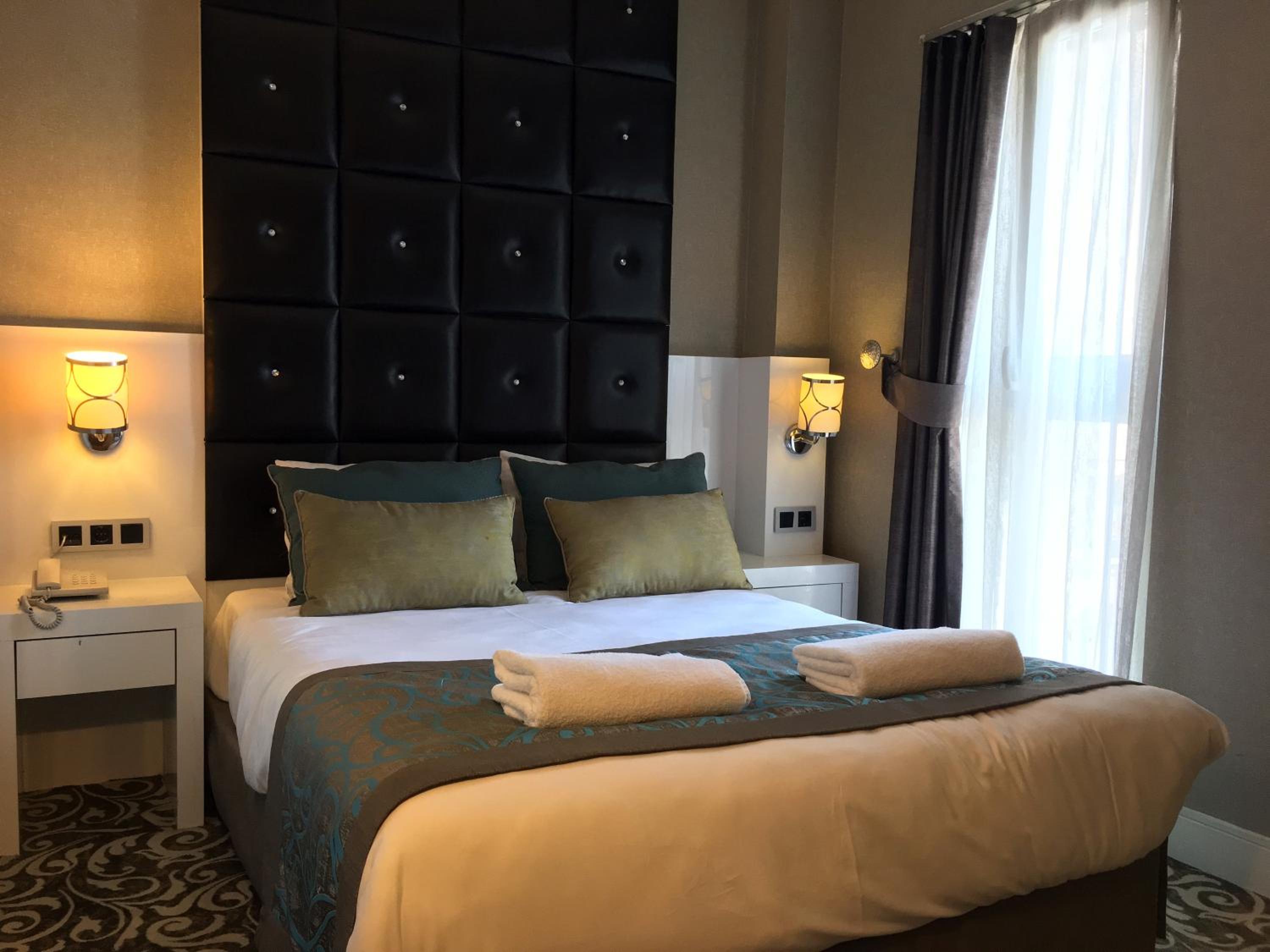 Economy Double Room photo 3
