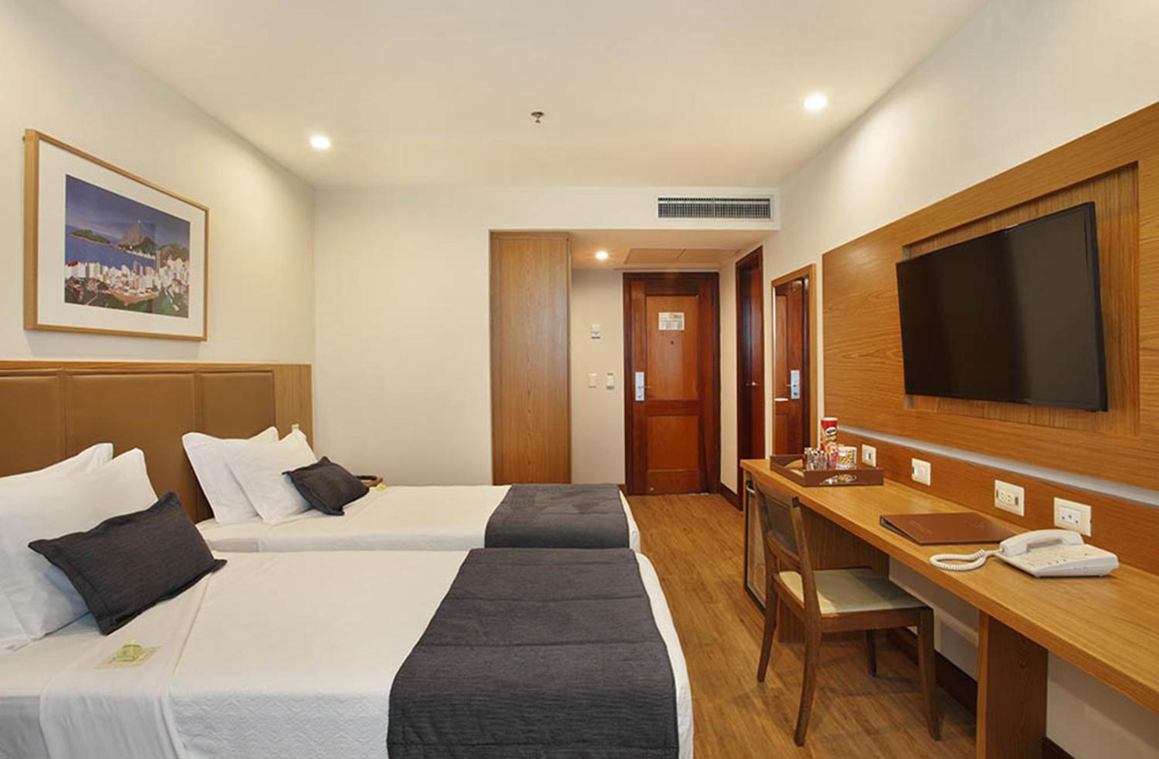 Standard Twin Room - No View - Photo 1