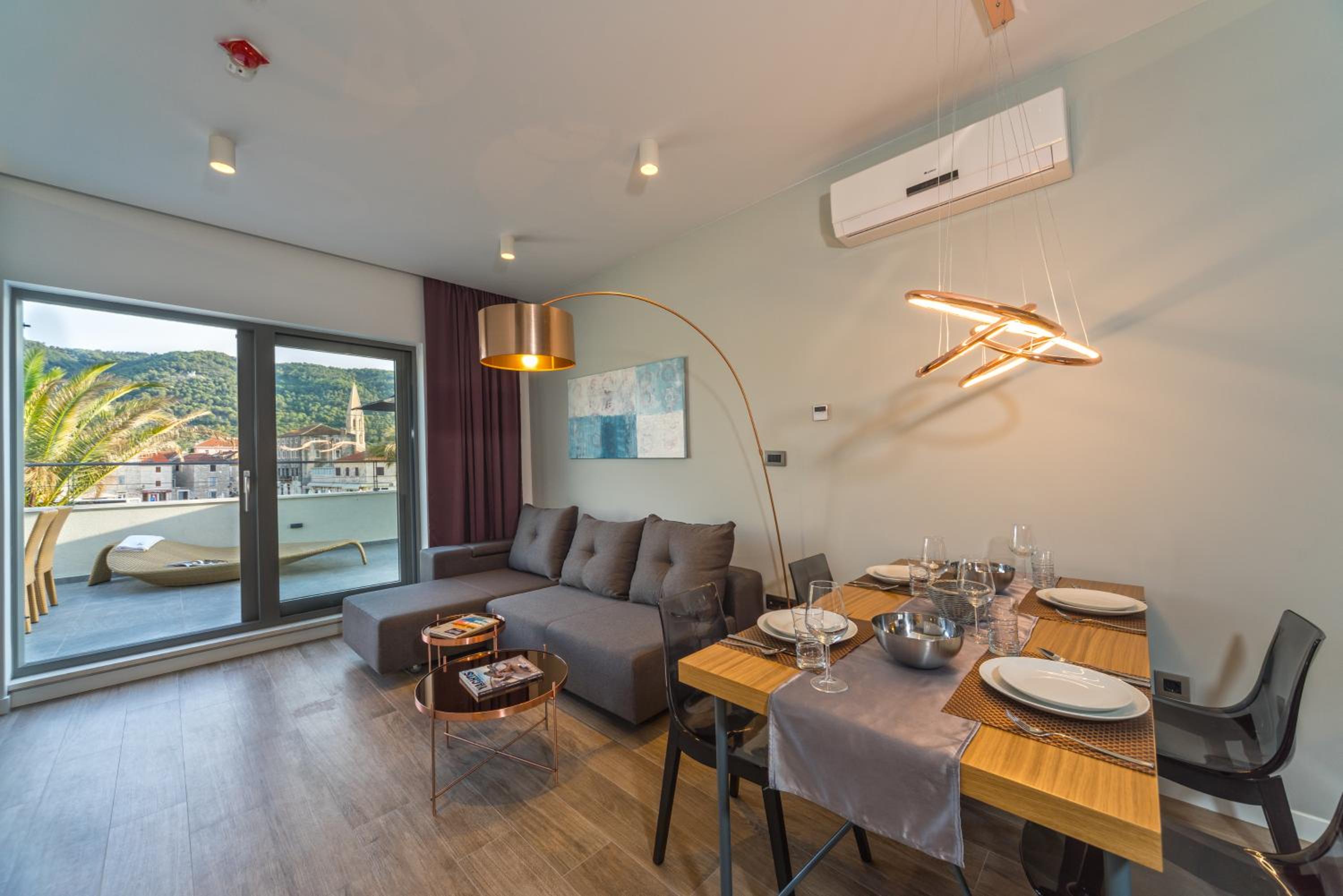 Apartment with Sea View